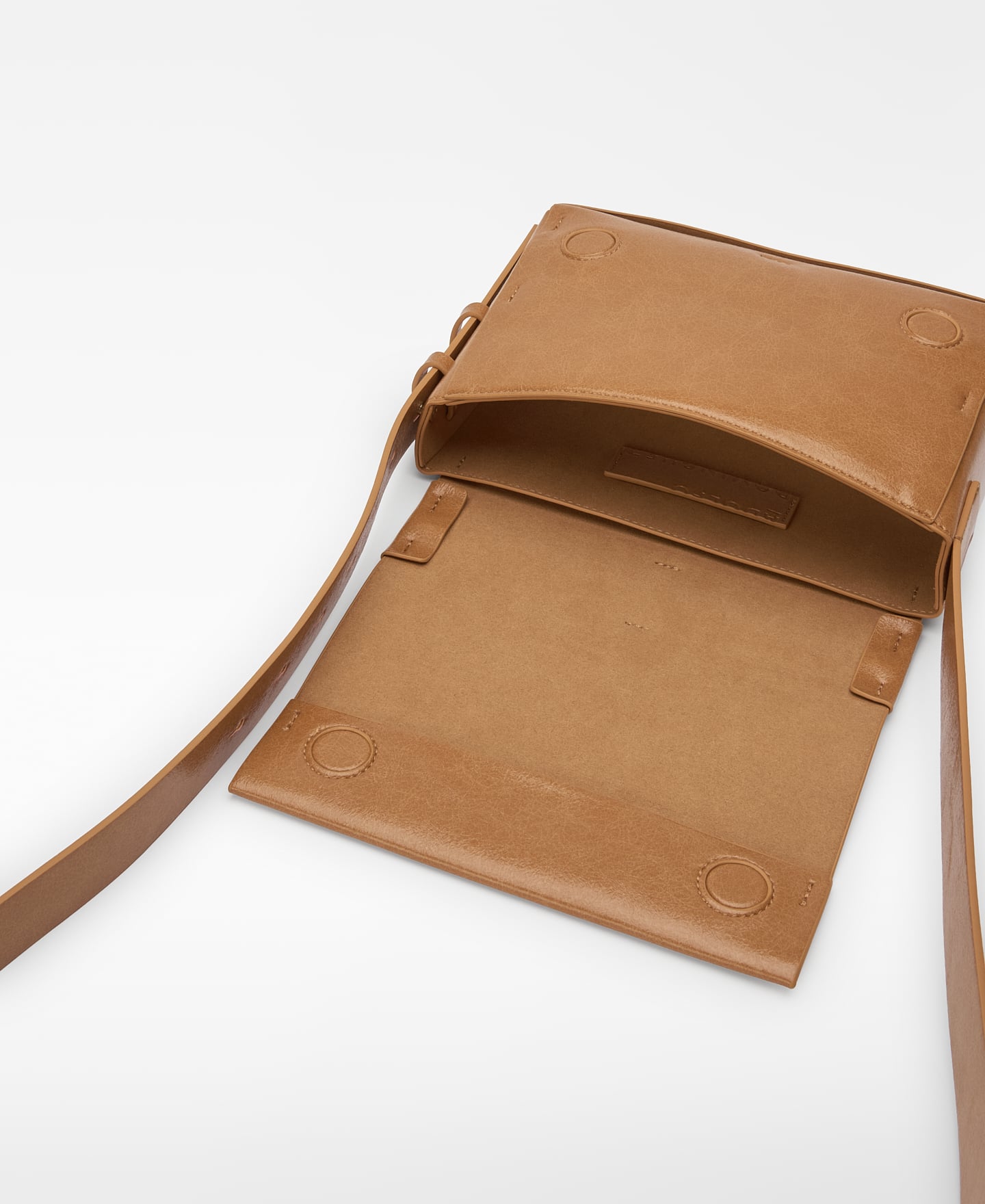 Horizonte medium crossbody image number 2