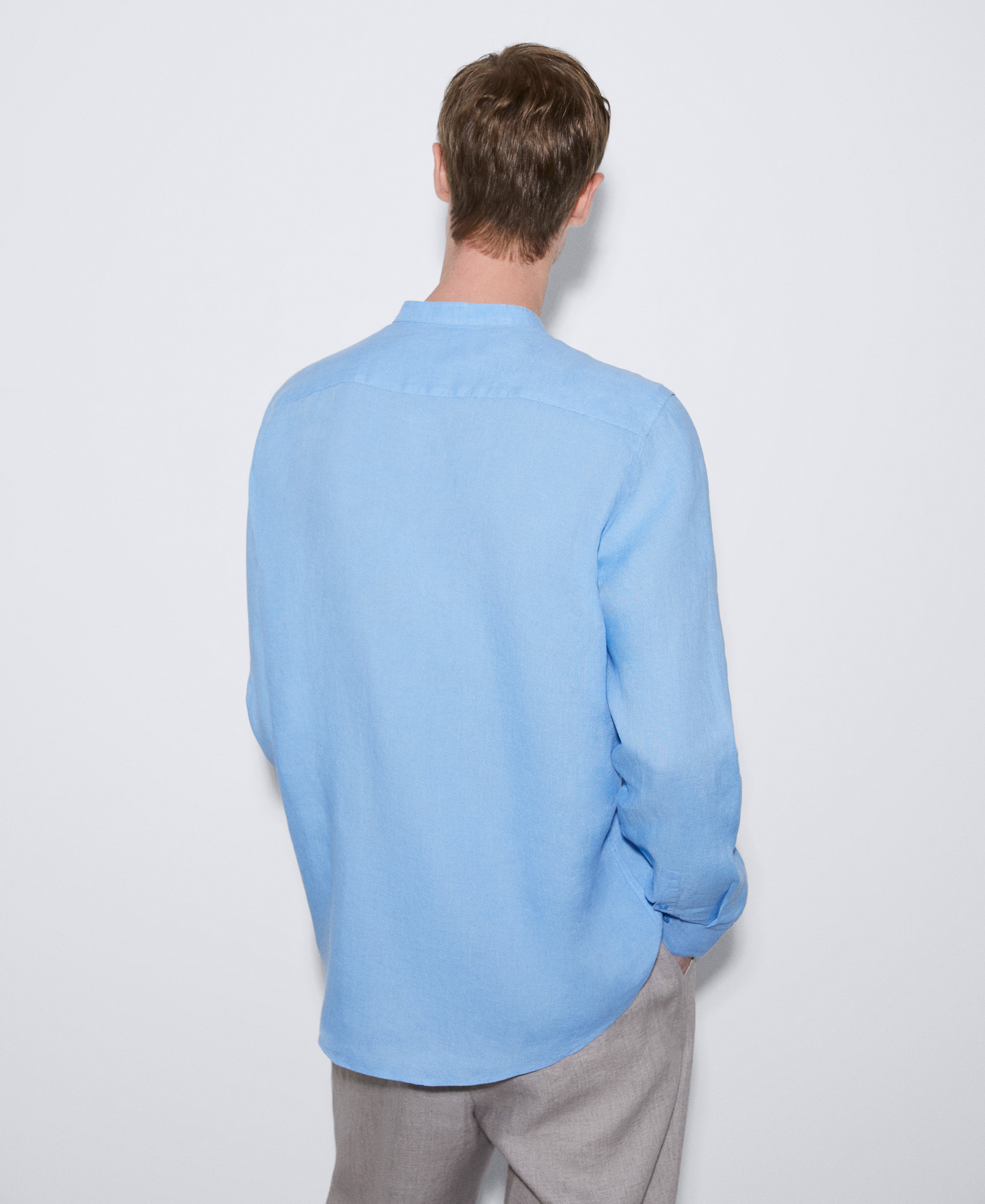 Camisa cuello Mao en lino image number 2
