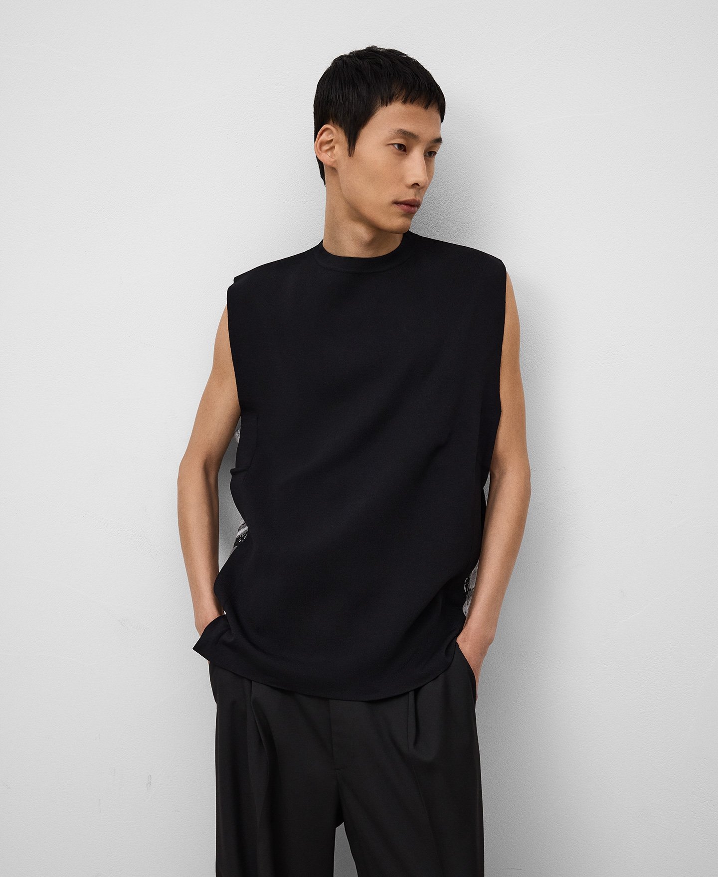 Knit vest with side panels man image number 3
