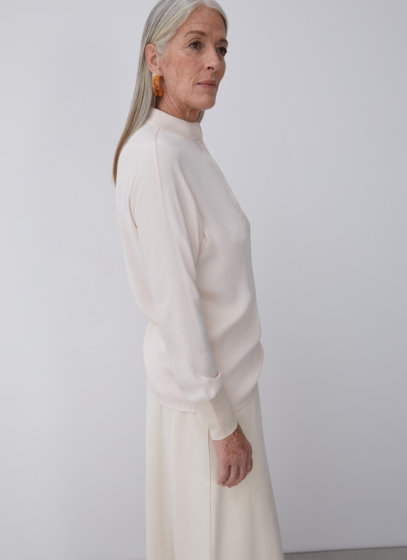 Viscose blouse with raised collar image number 3