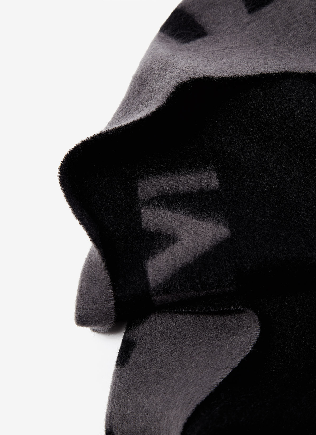 Narrow wool scarf with logo image number 1