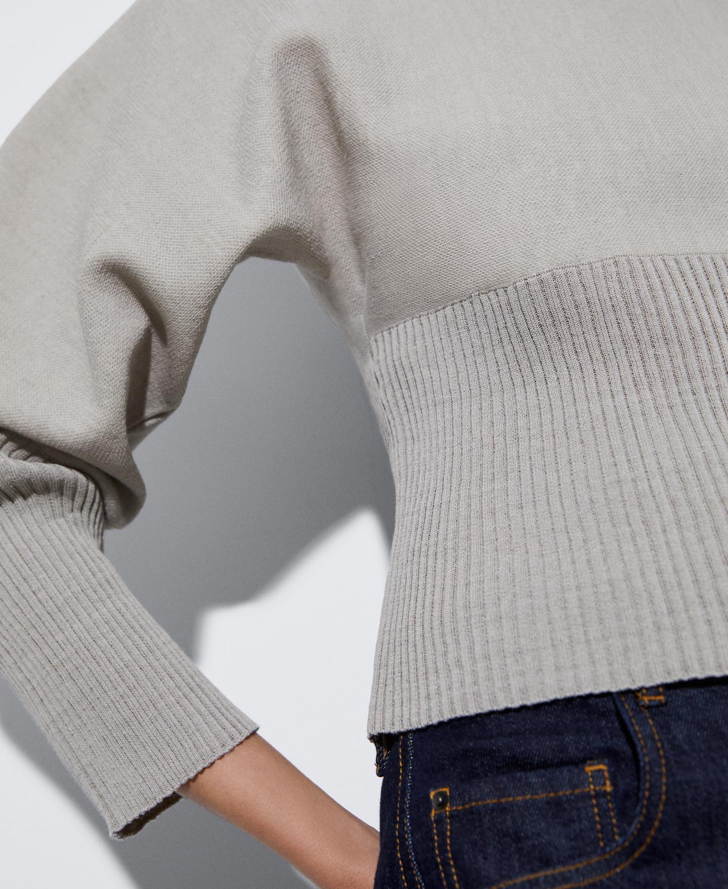 Wide rib viscose sweater image number 3
