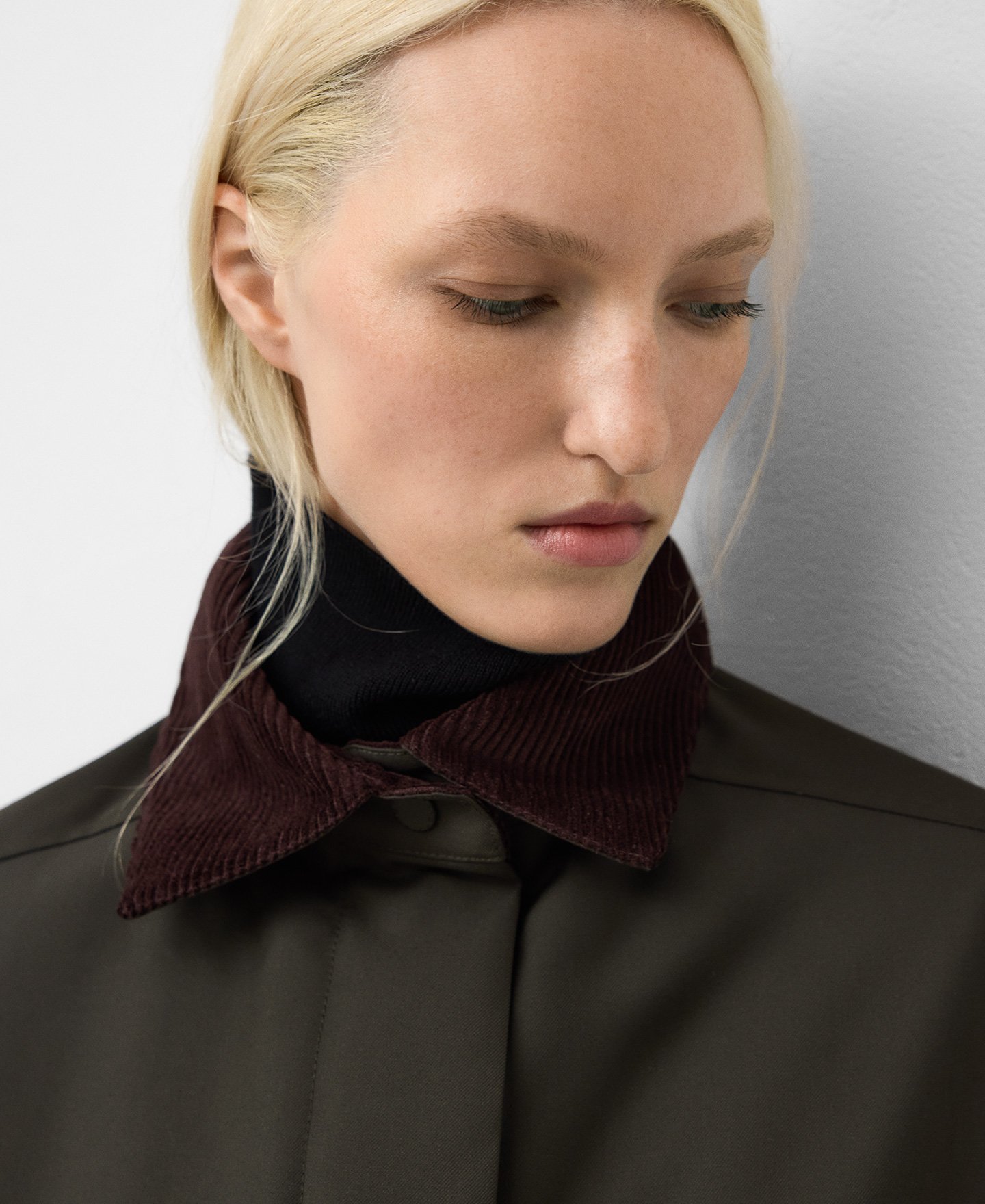 Abrigo largo cuello italiano mujer image number 4