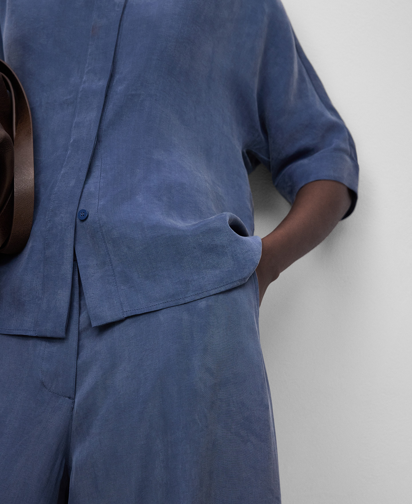 Blue culotte trousers woman image number 3