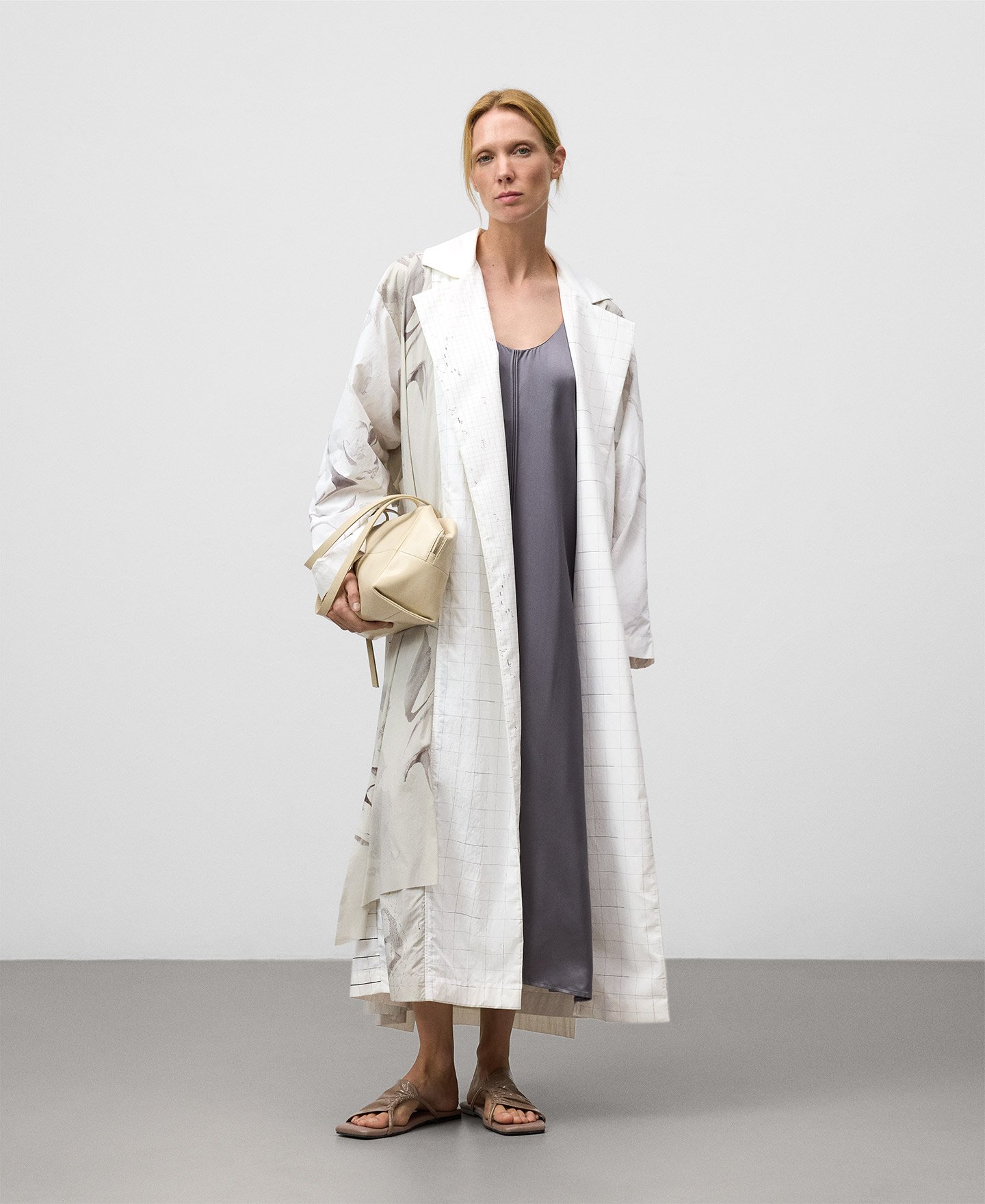 Oversize printed trench coat woman image number 1