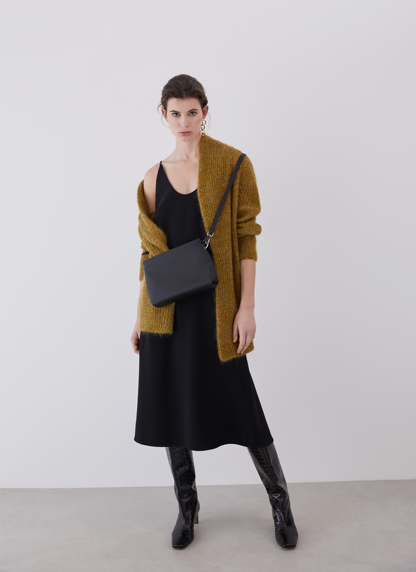 Mohair knit cardigan with jacquard image number 4