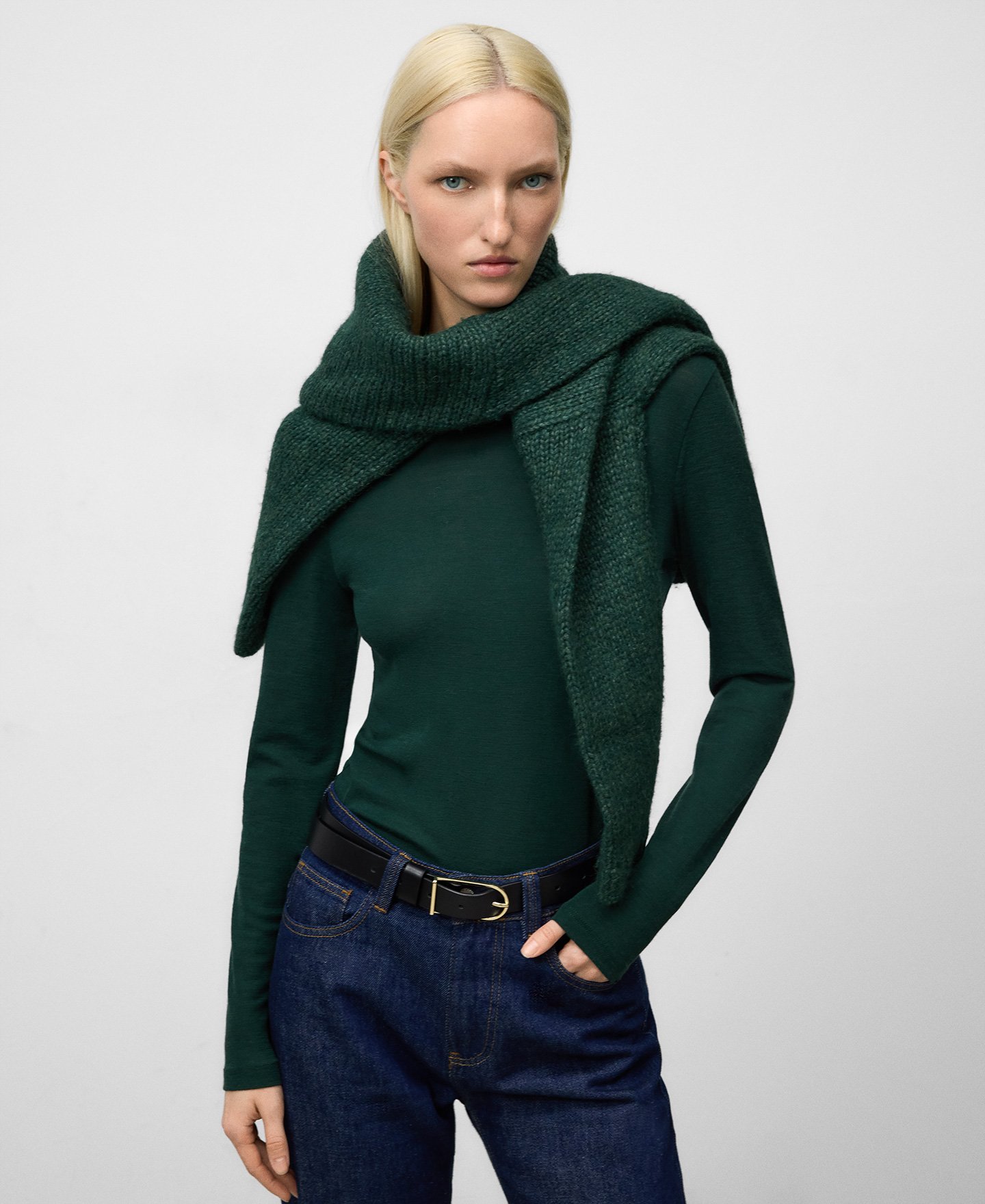 Camiseta cuello caja lana merino mujer image number 0
