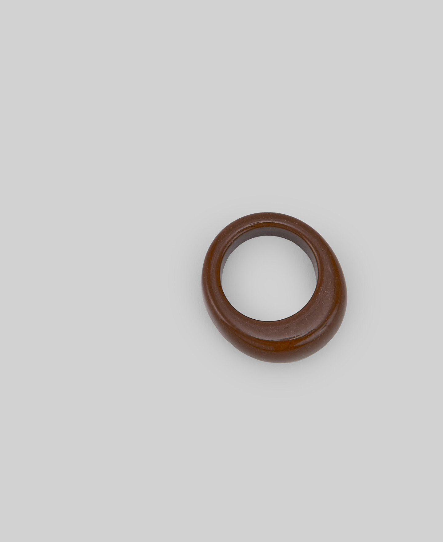 Resin ring woman image number 2