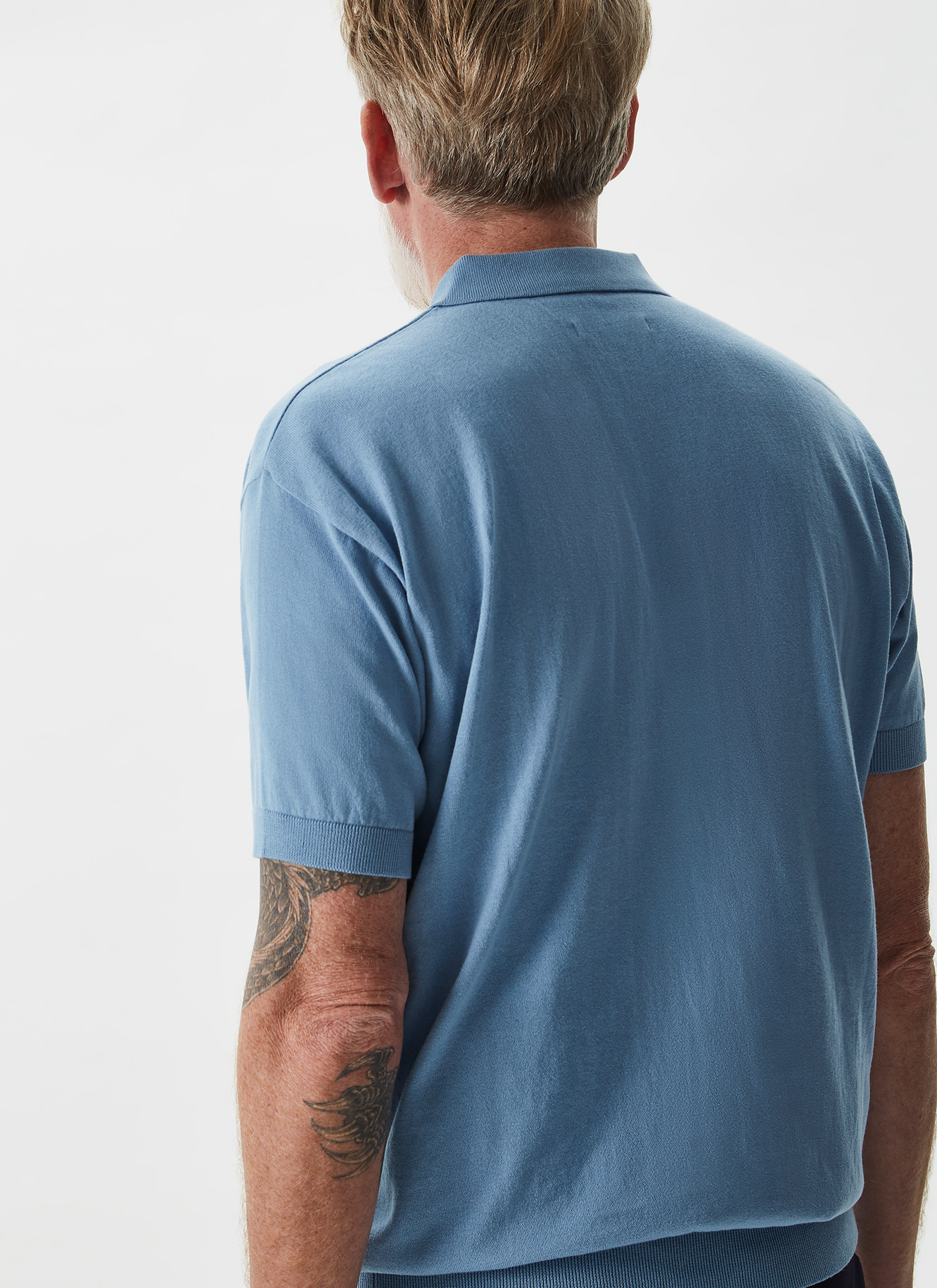 Short sleeved knit polo shirt image number 3