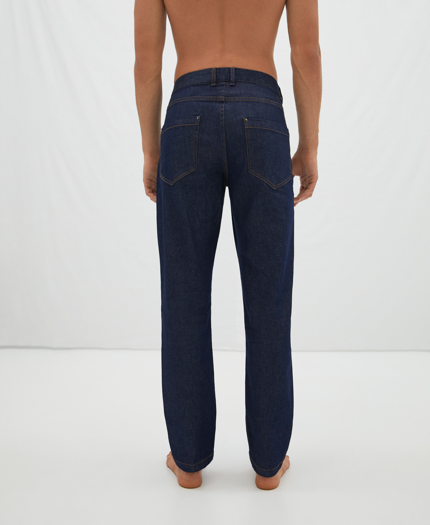 Five-pocket denim jeans image number 2