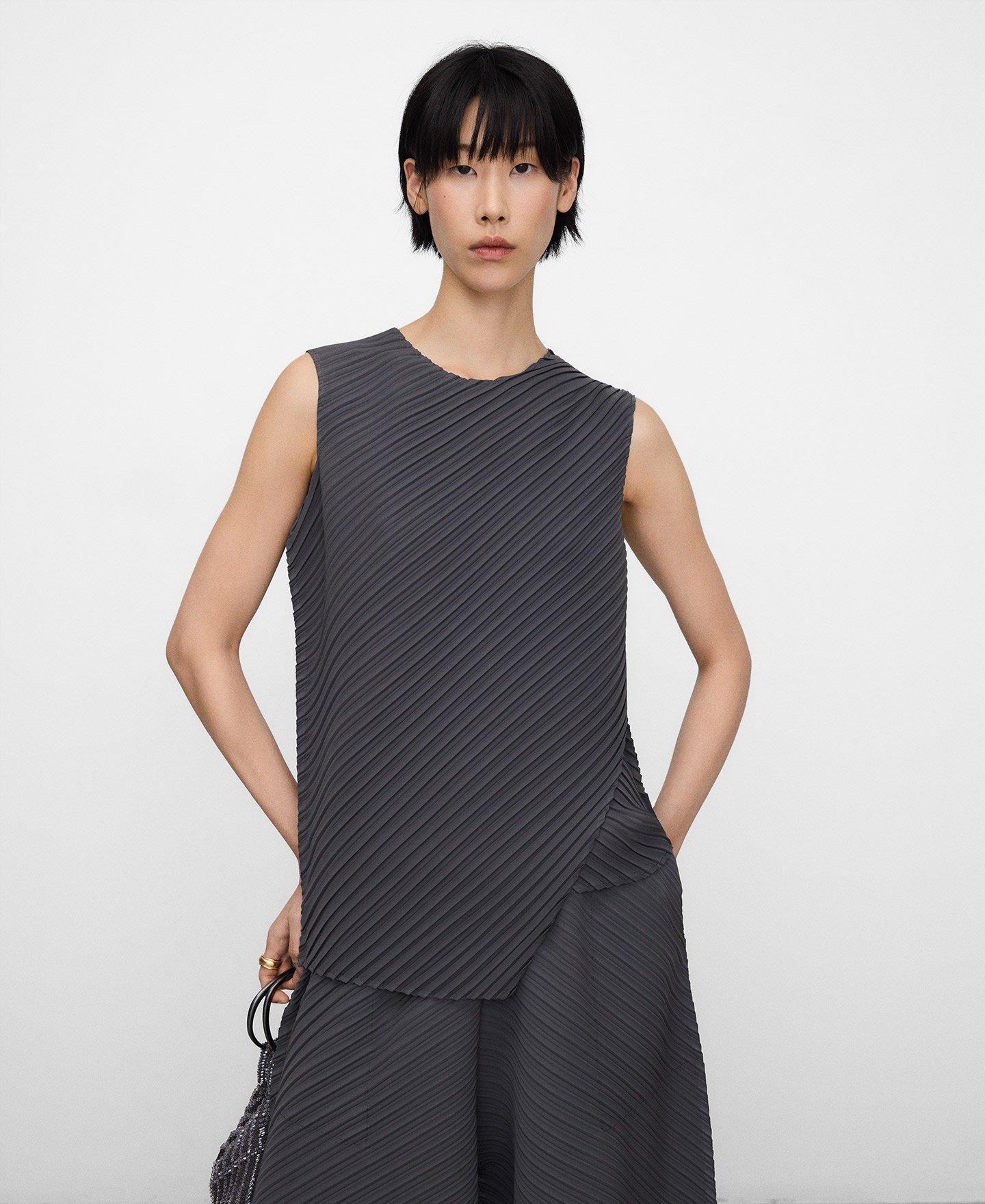 Crinkle asymmetrical top image number 0