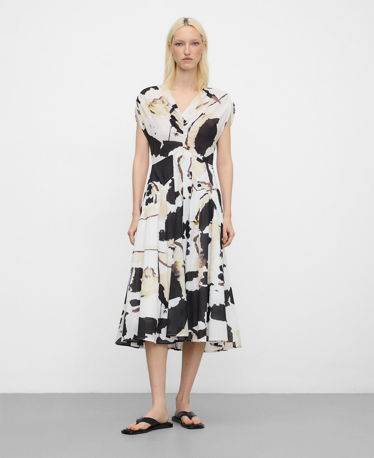 Gathered printed cotton dress image number 1