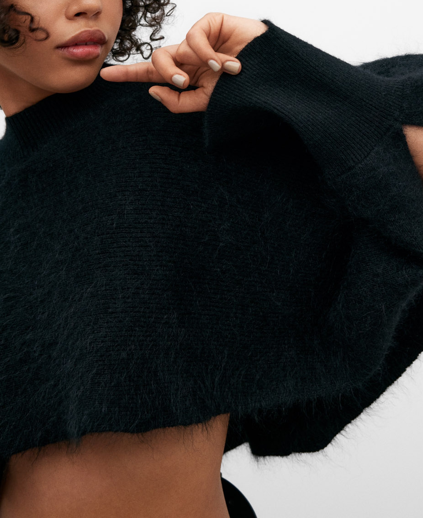 Black knitted scarf-collar for women image number 0