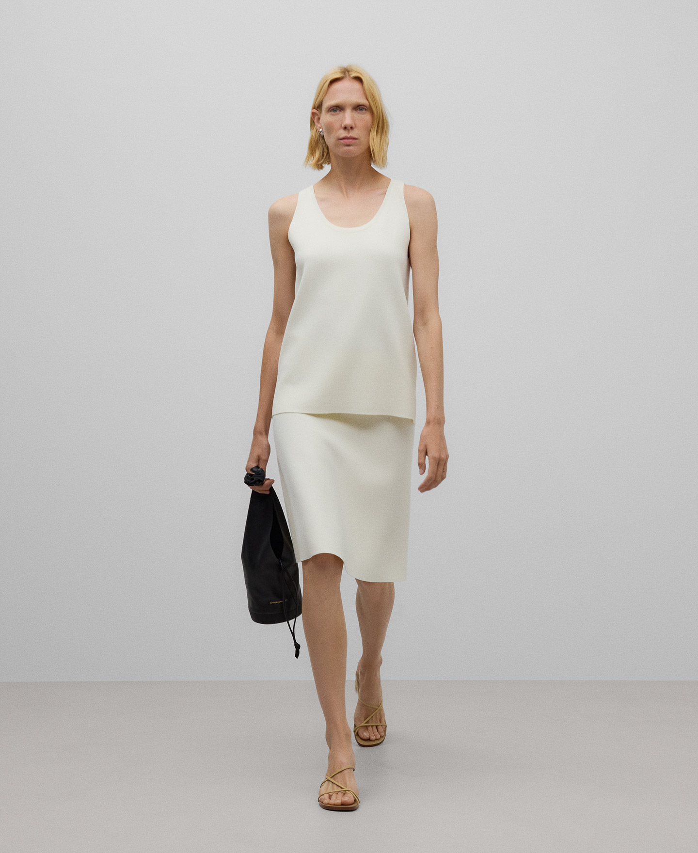Knit armhole sleeve top woman image number 1