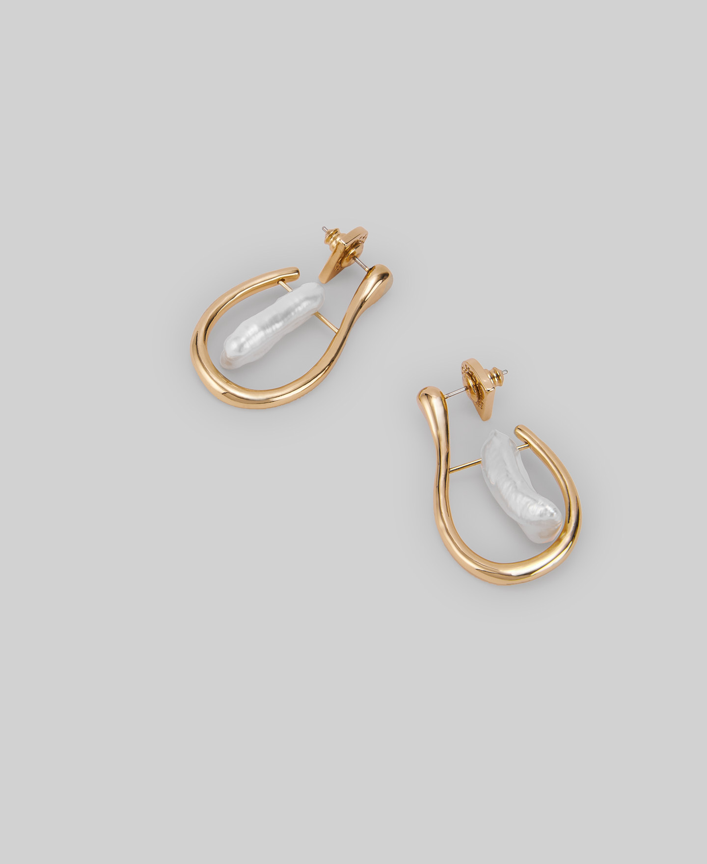 Aros con perla central mujer image number 1