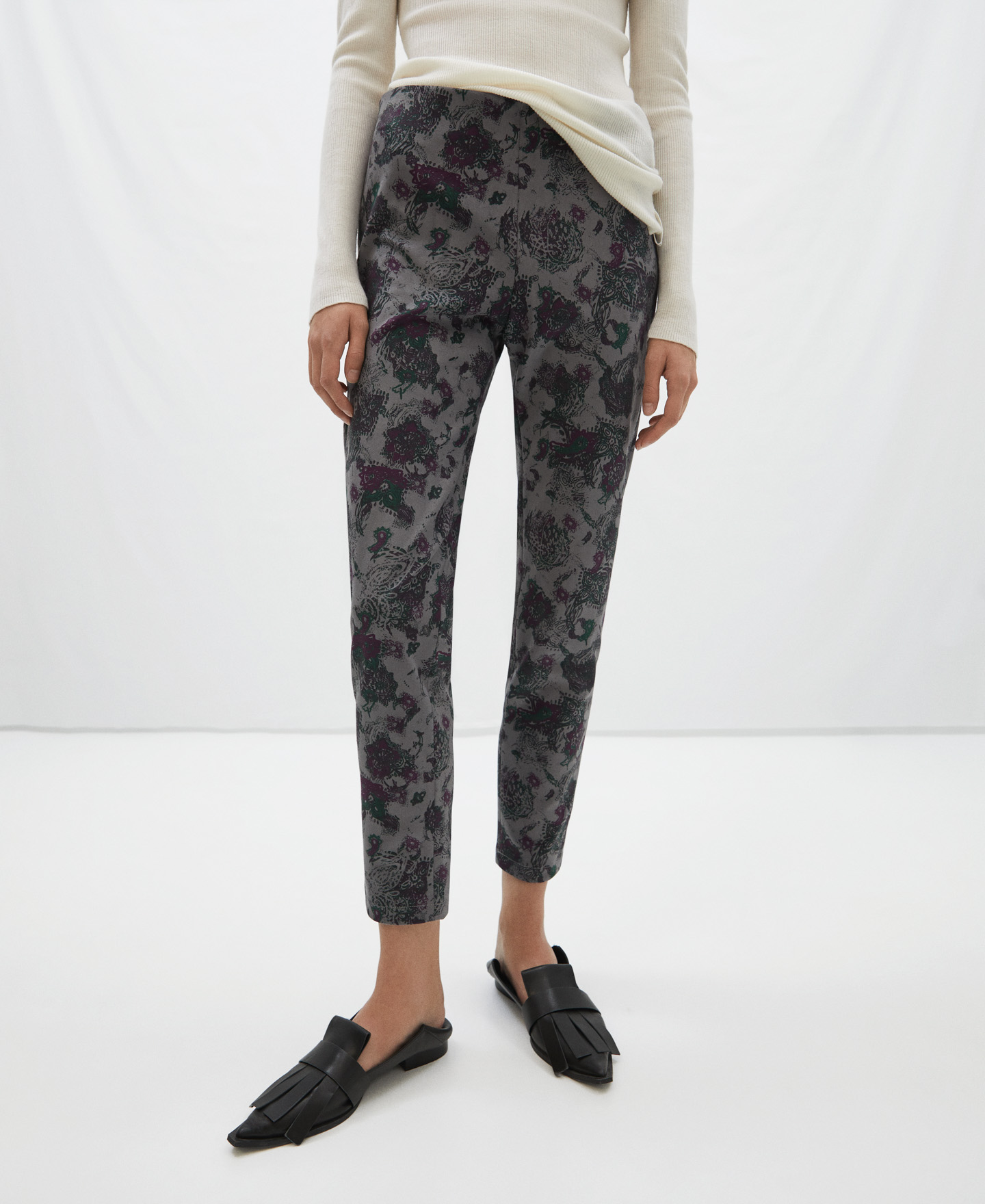 Printed legging in faux suede image number 0