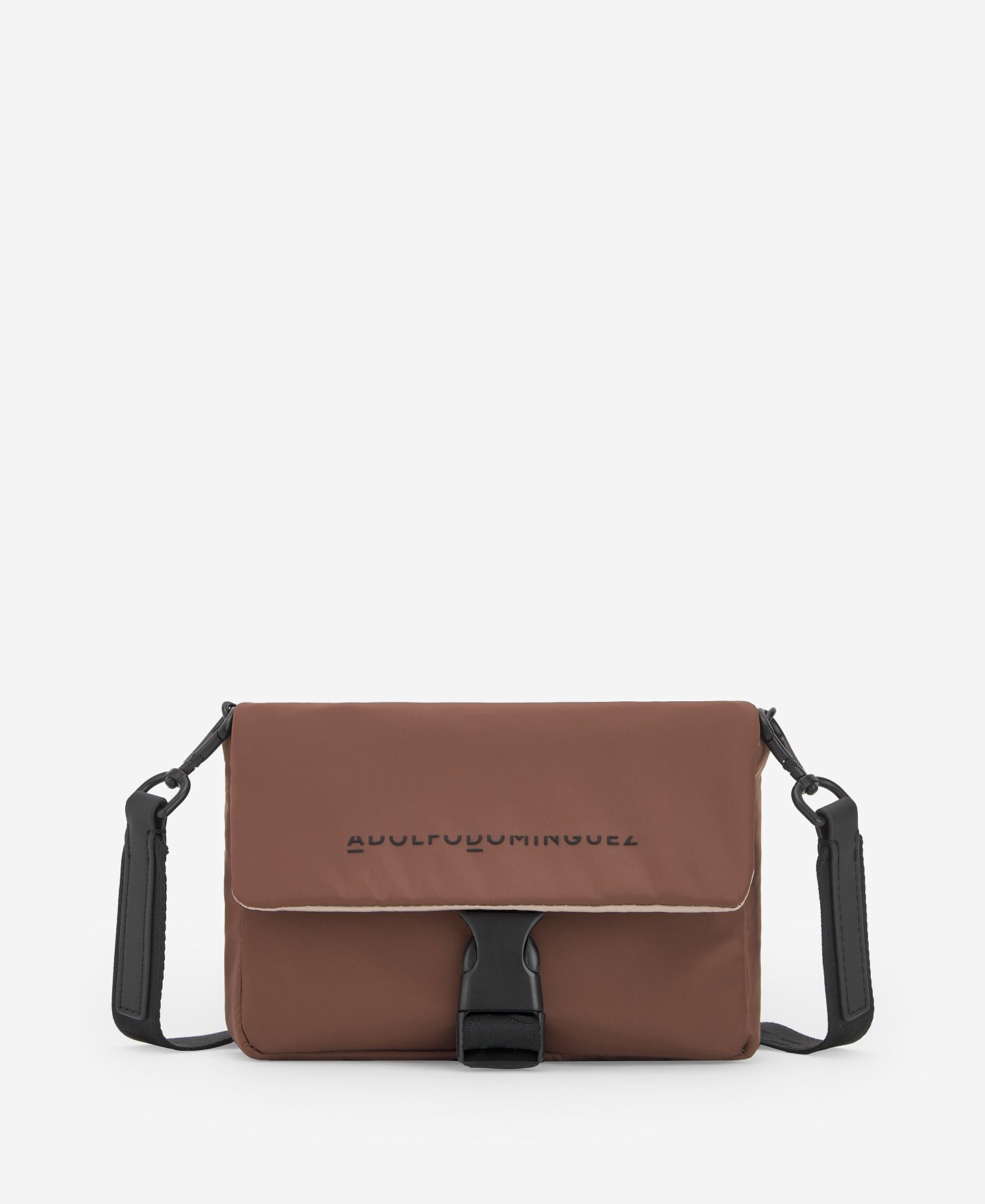 Bolso mini en material reciclado image number 0