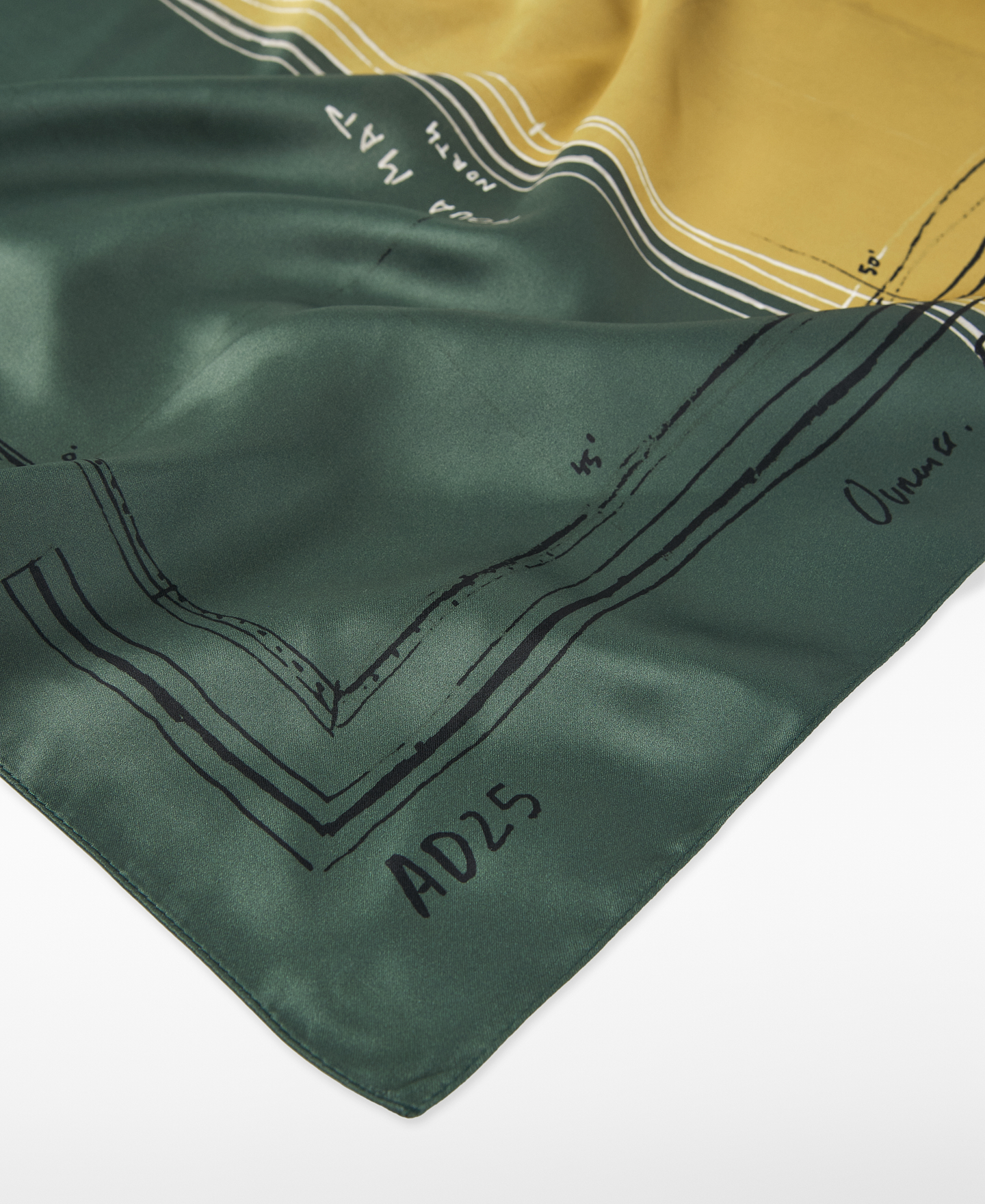 Map-printed square scarf woman image number 2