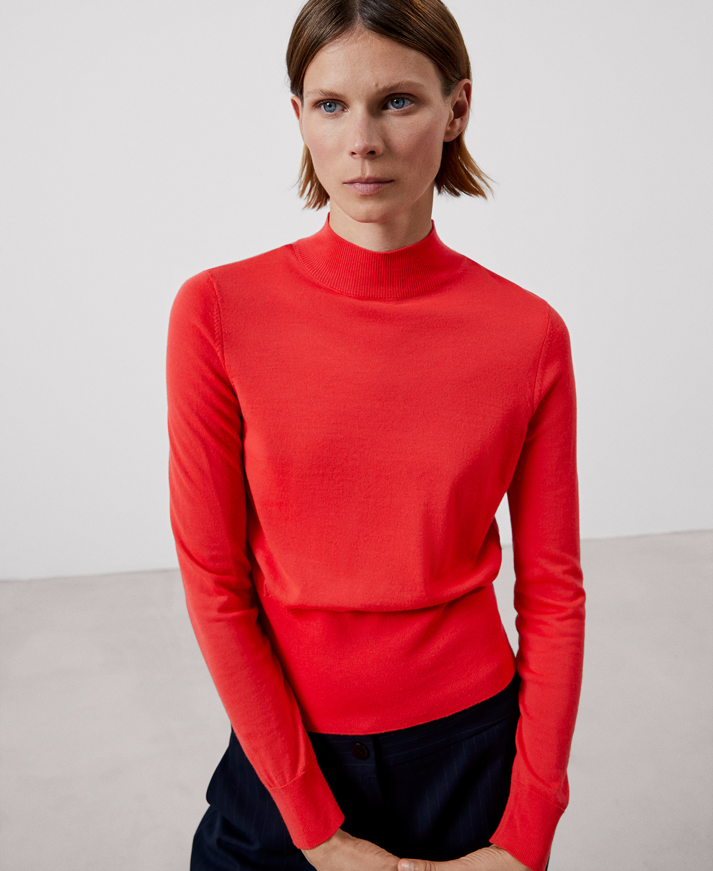 Merino wool high collar sweater image number 0