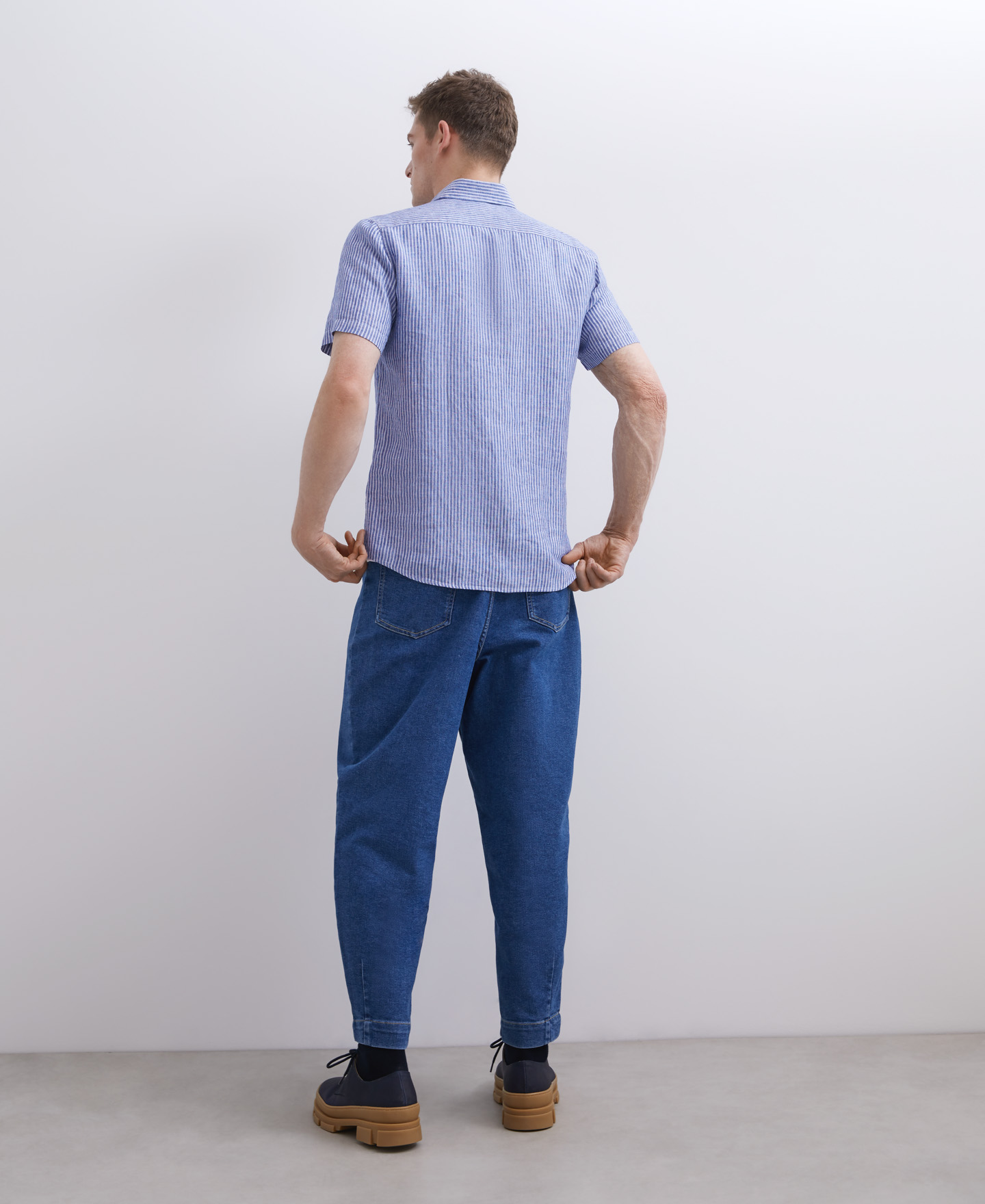 Camisa de lino con rayas image number 2
