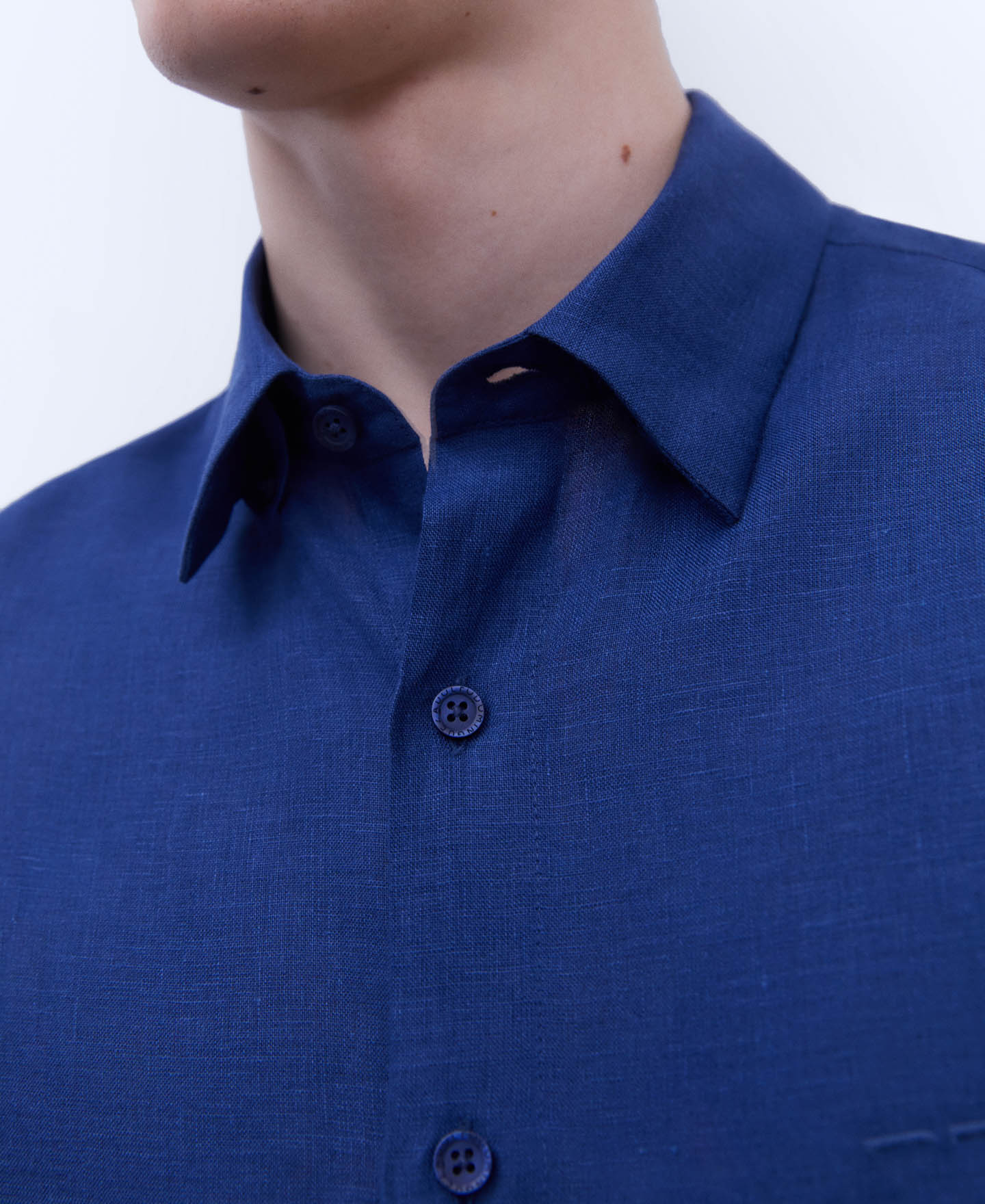 Camisa cuello solapa en lino europeo image number 3