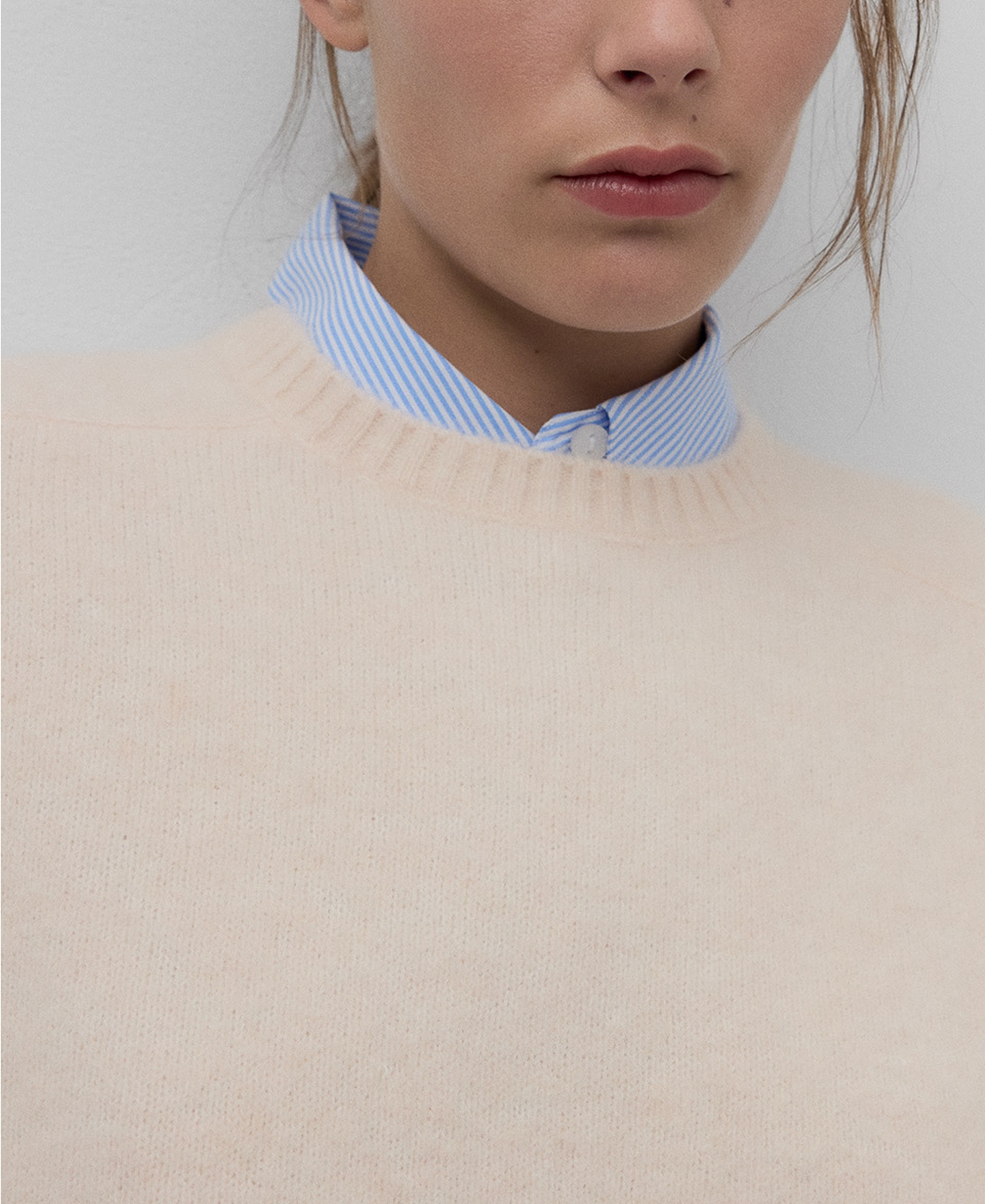 Jersey corto punto con alpaca mujer image number 3