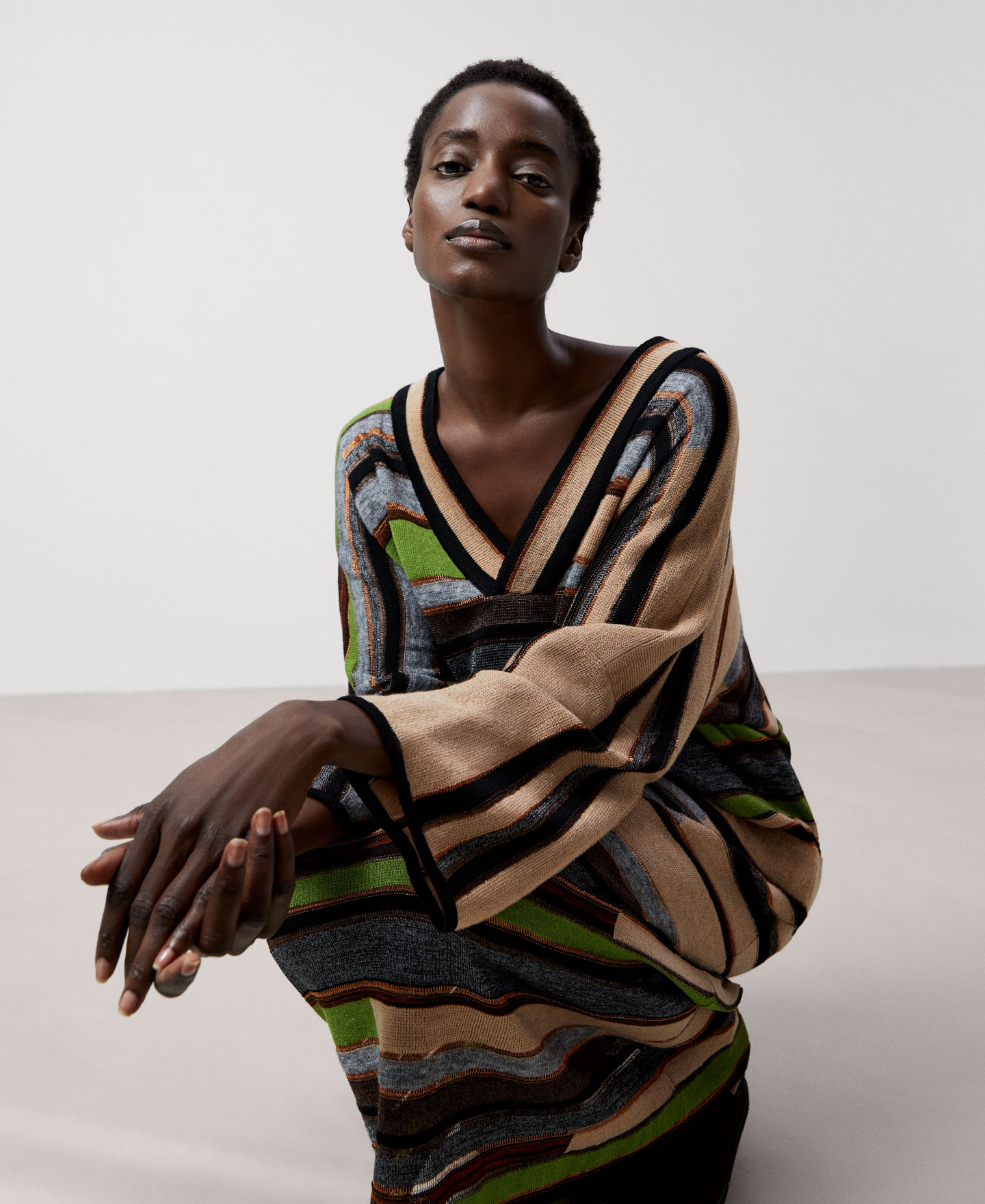 Long dress in intarsia wool image number 3