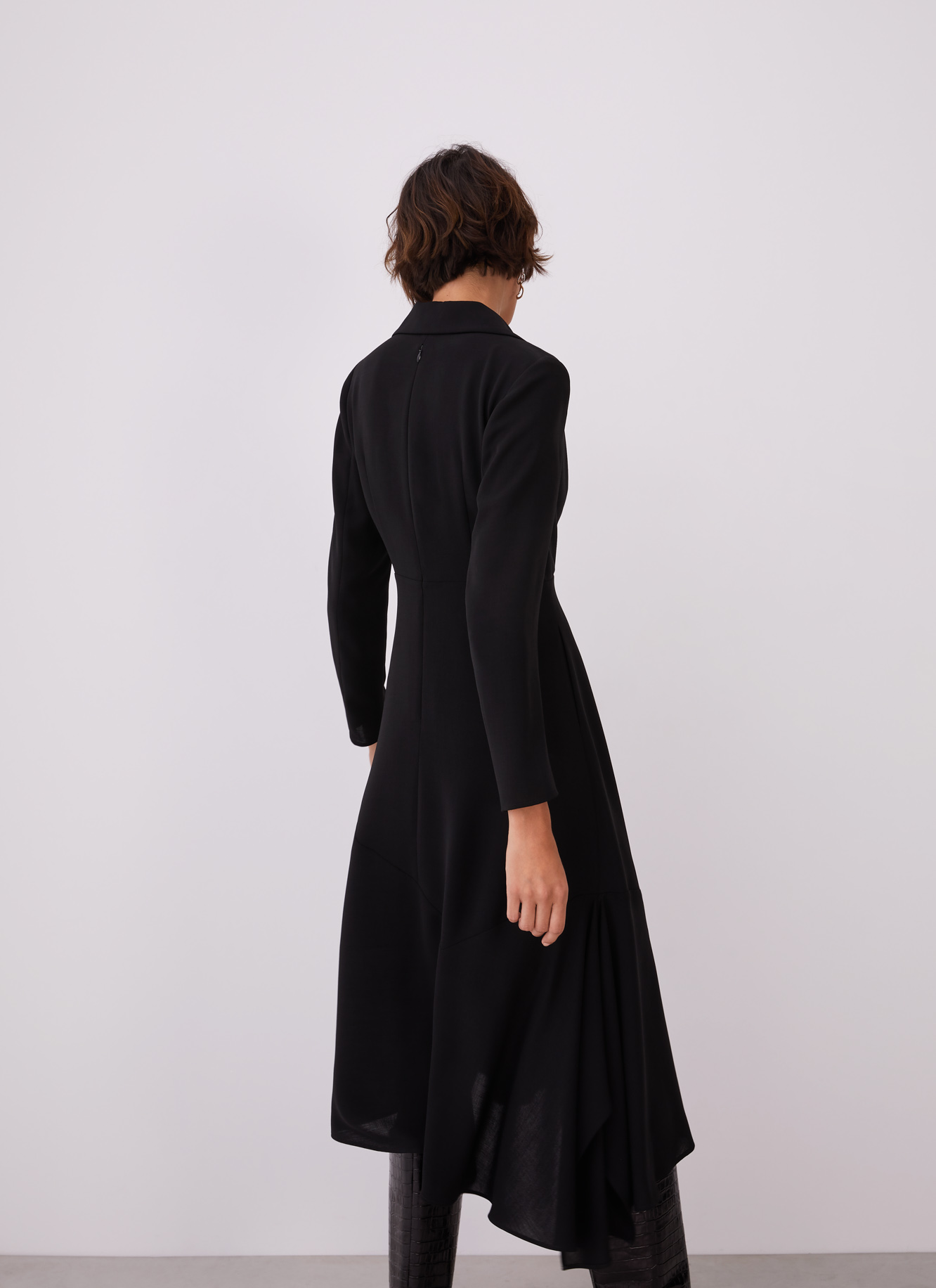 Asymmetric dress with notched lapels image number 1