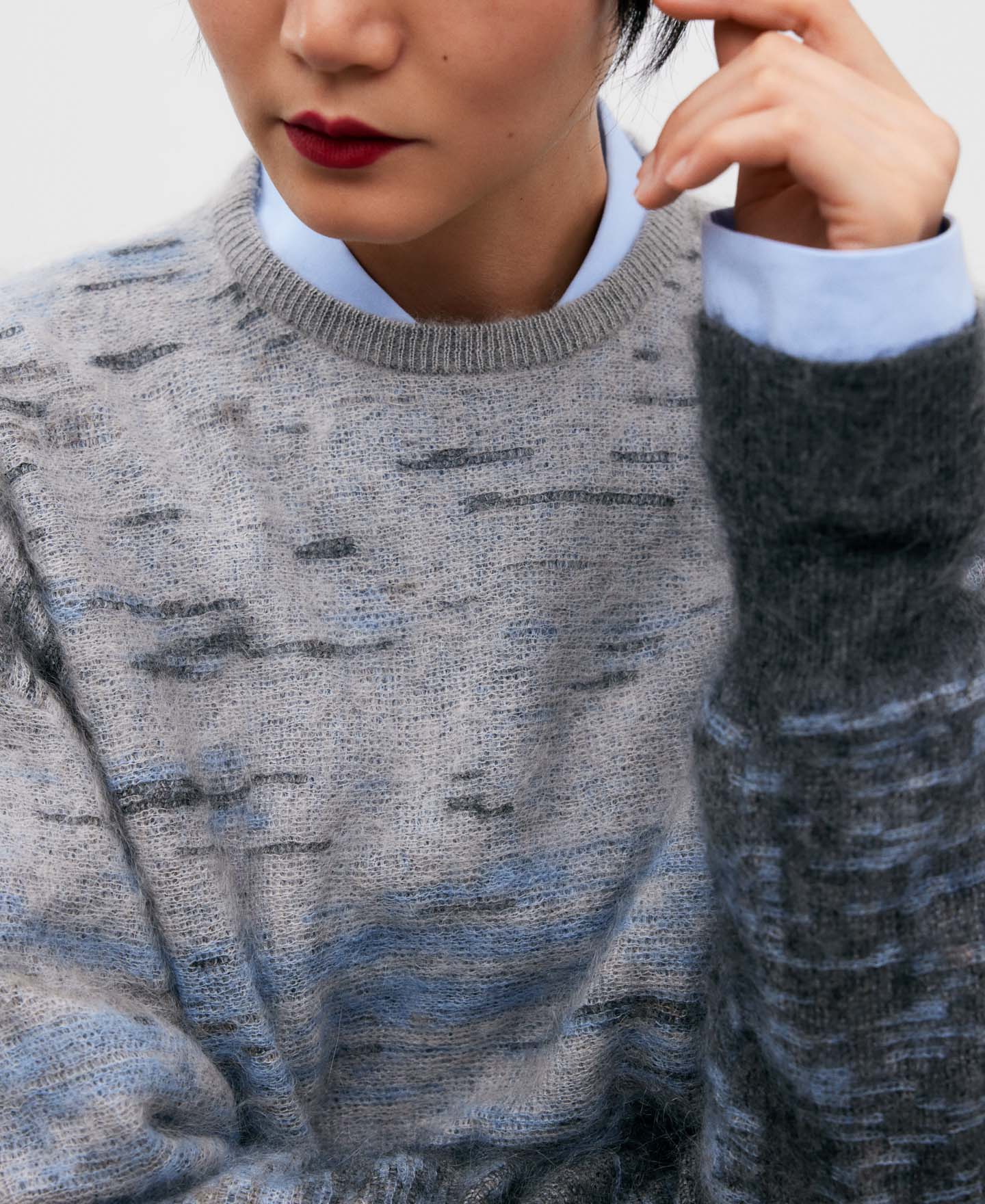 Grey melange mohair sweater for women image number 3