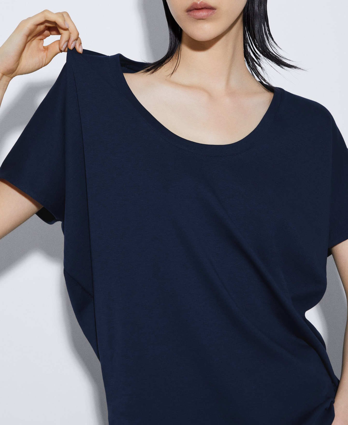 Responsible cotton t-shirt image number 3