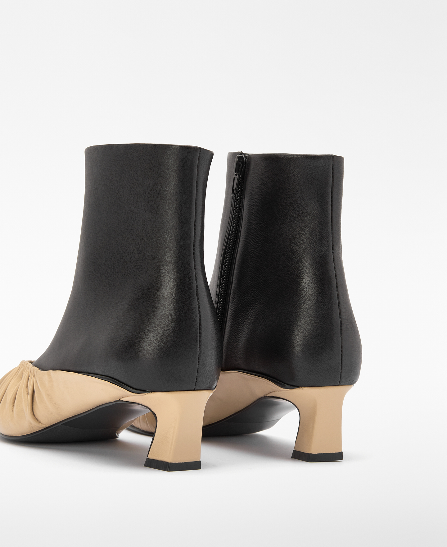 Two-tone combined leather ankle boot image number 1