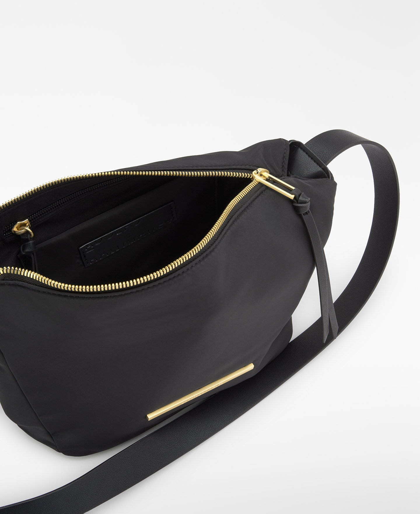 Ori&oacute;n nylon small crossbody image number 2