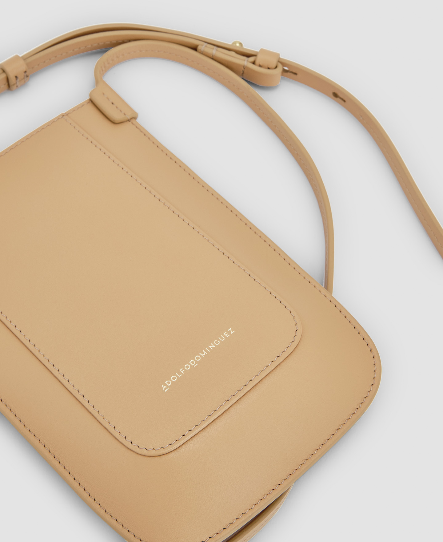 Vachetta phone bag image number 1
