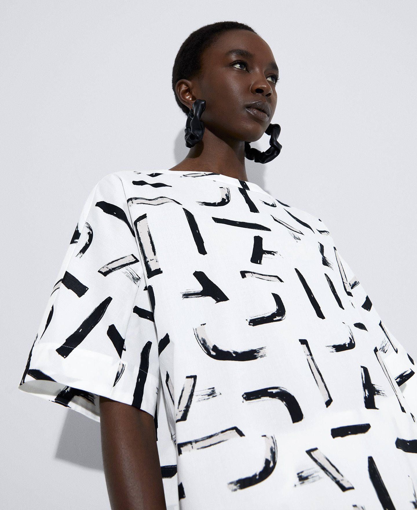 Printed shirt with crew neck image number 0