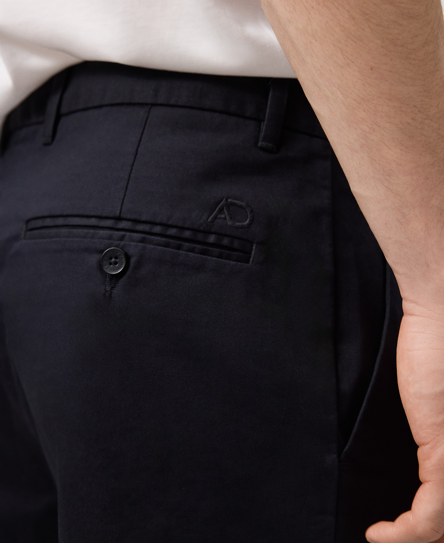 Regular fit chino trousers man image number 3