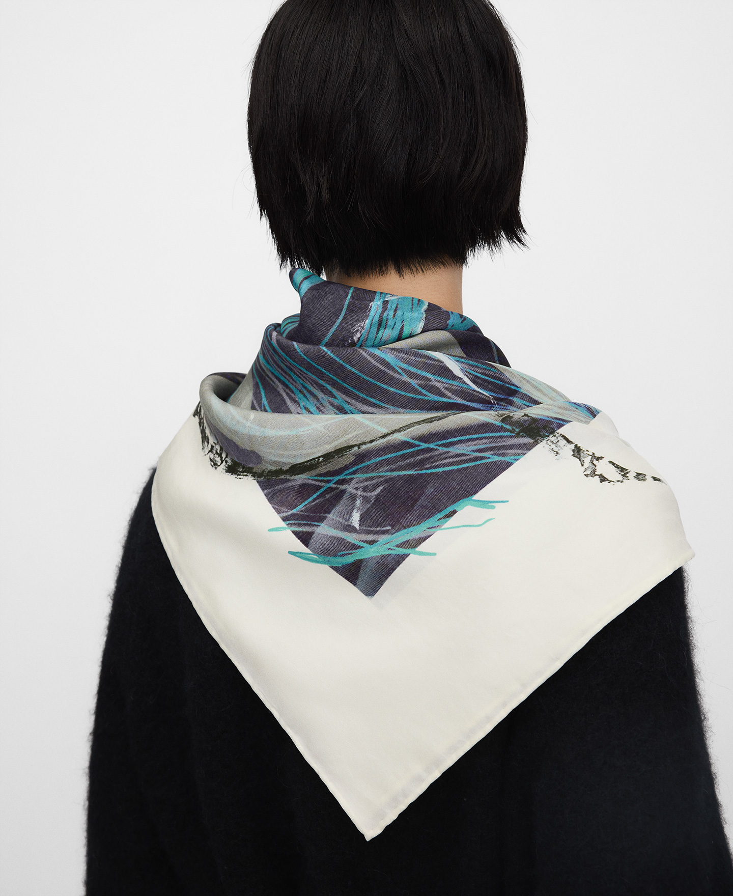 Silk maxi printed scarf woman image number 4