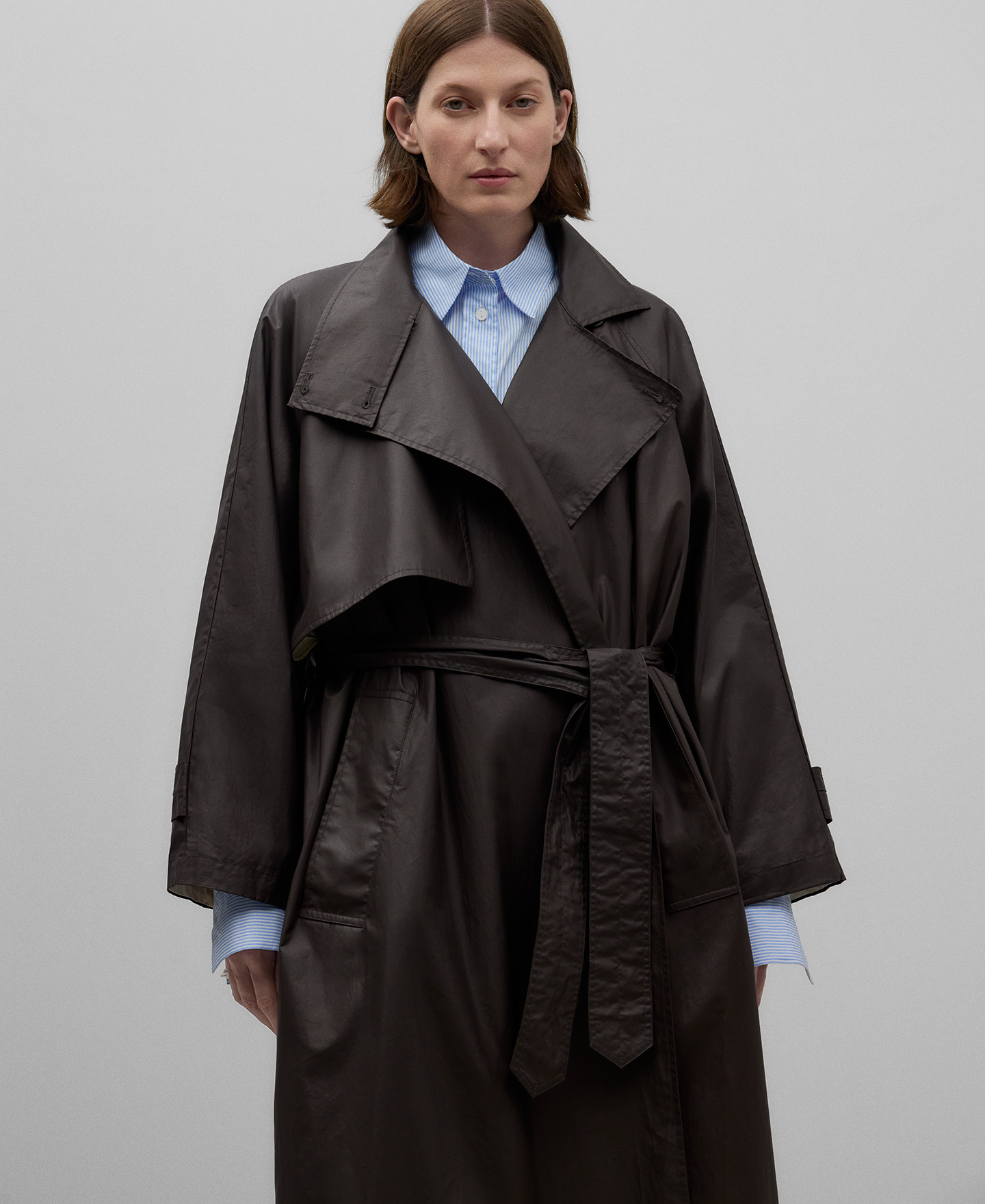 High neck cotton trench woman image number 5
