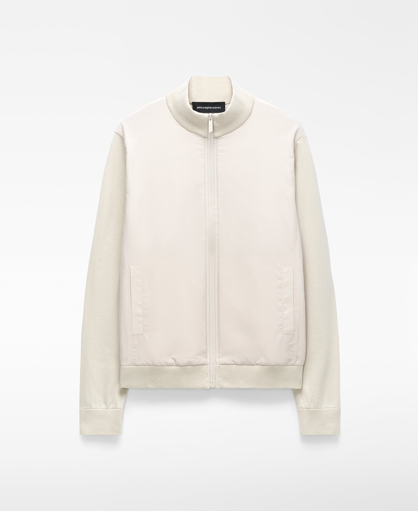 C&aacute;rdigan punto y nailon image number 4