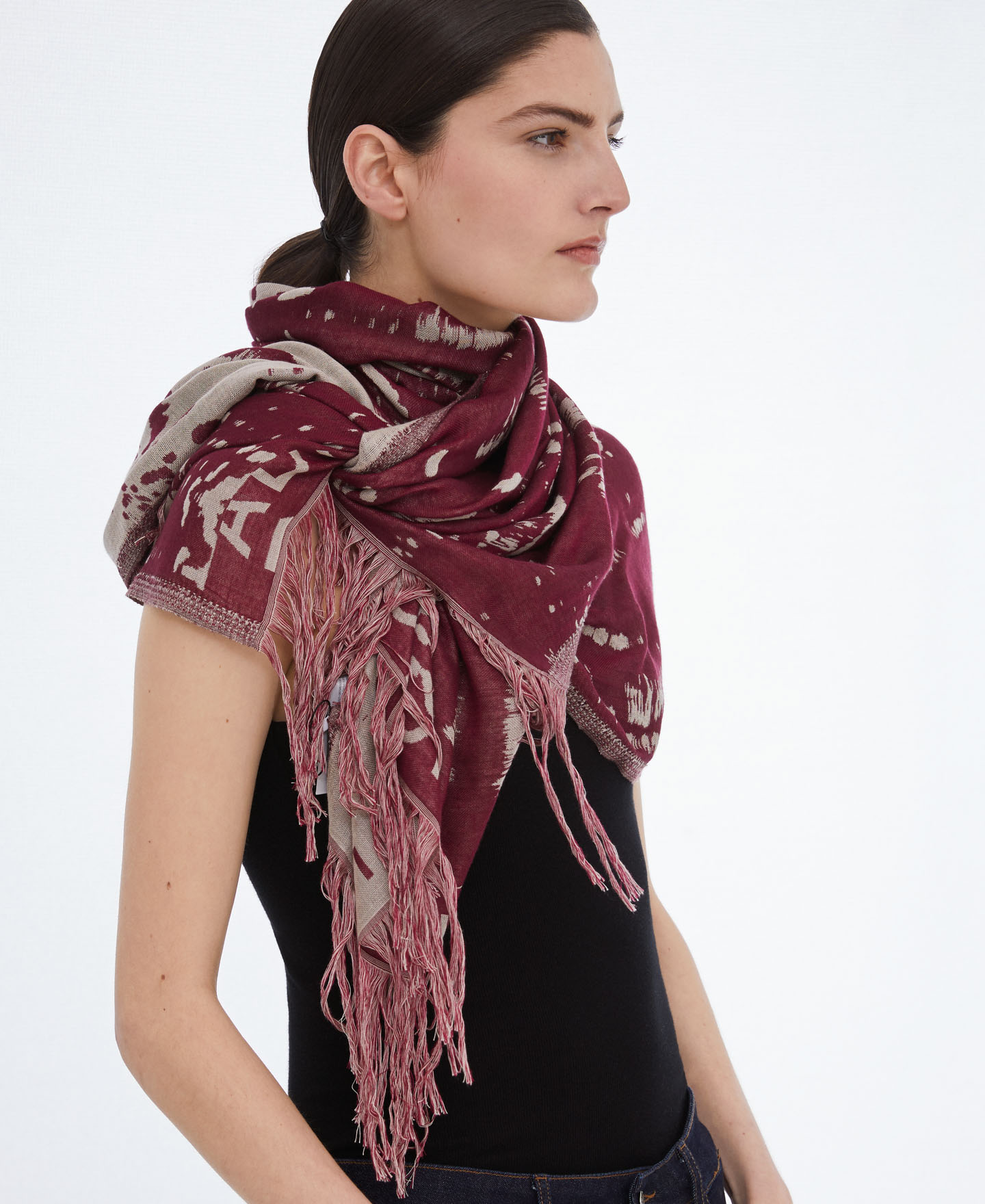 Wave print jacquard shawl image number 3