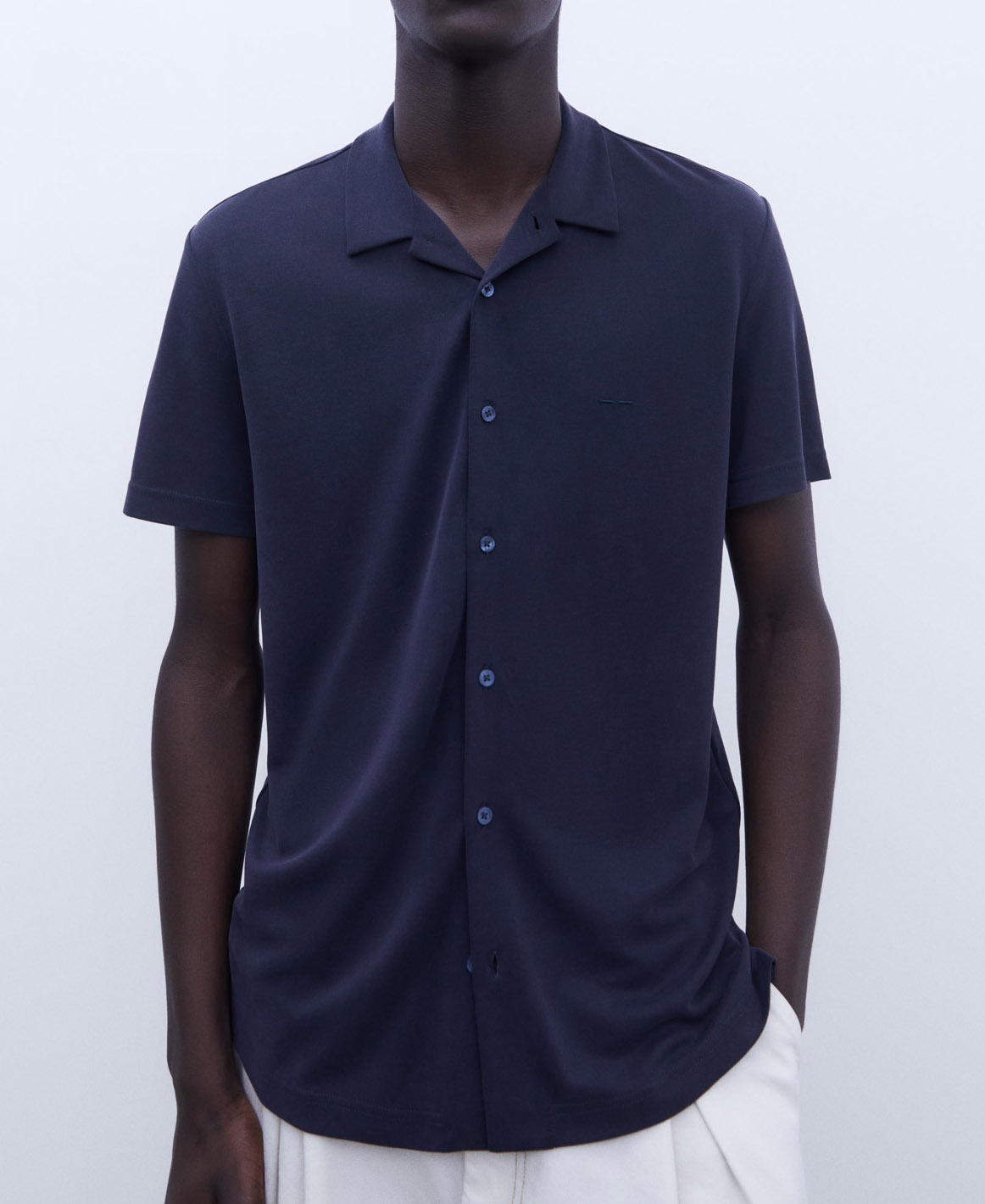 Modal shirt image number 0