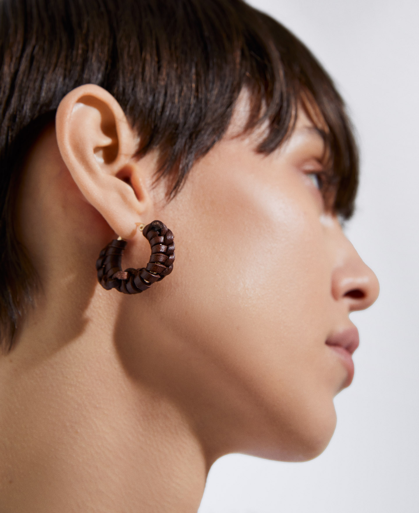 Braided leather hoop earring image number 4