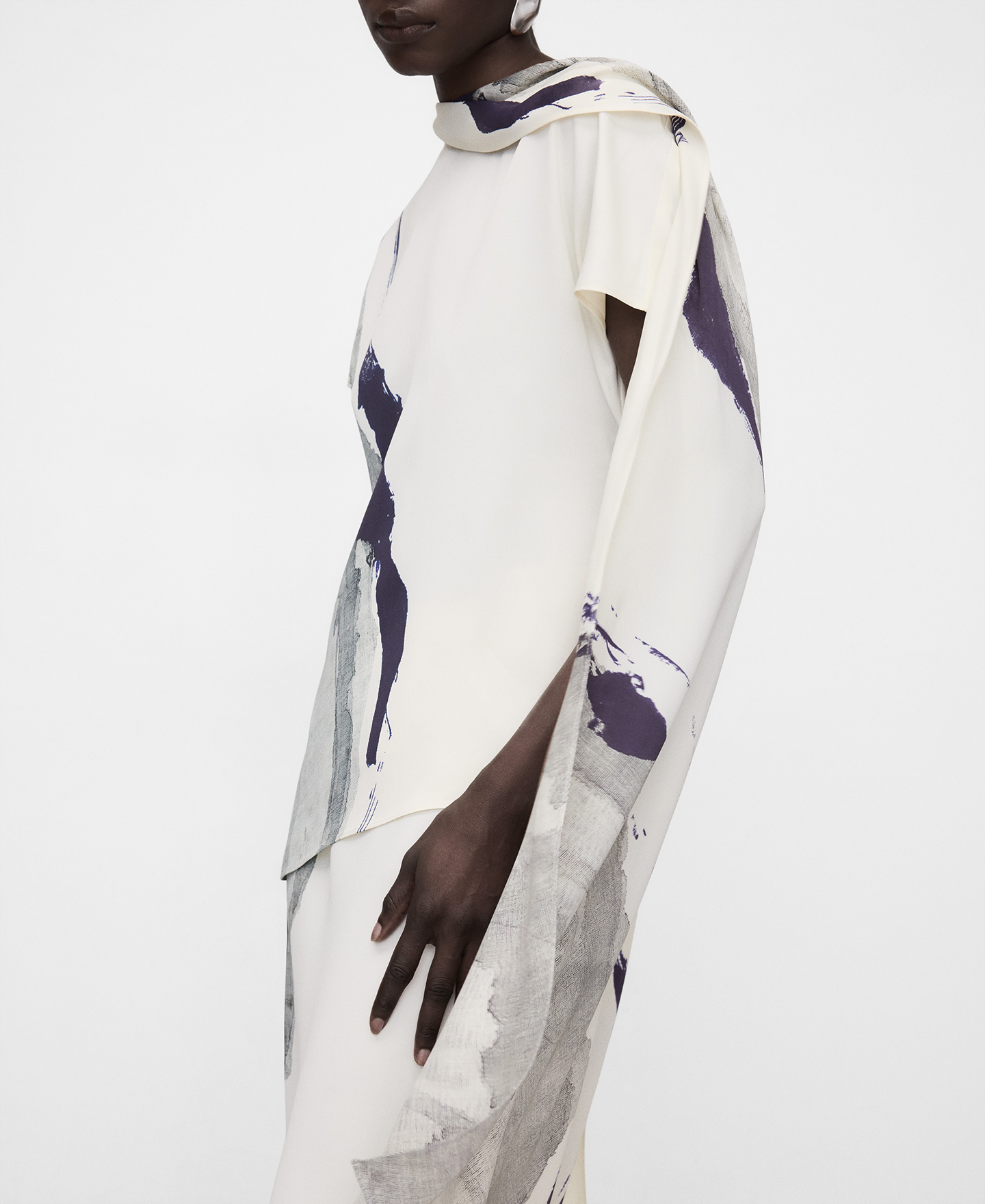 Asymmetric printed top with scarf image number 3