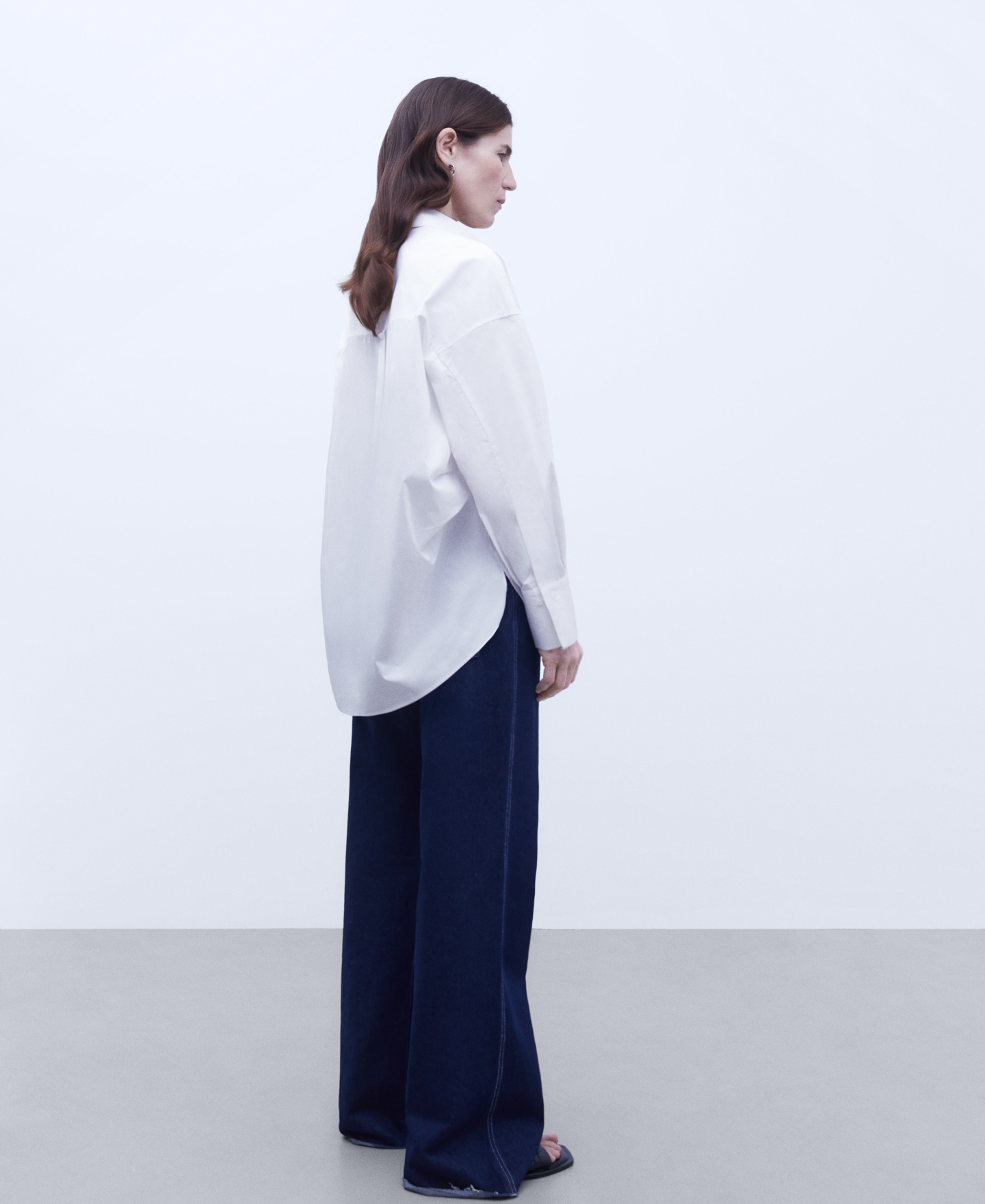 Loose fit cotton shirt image number 2