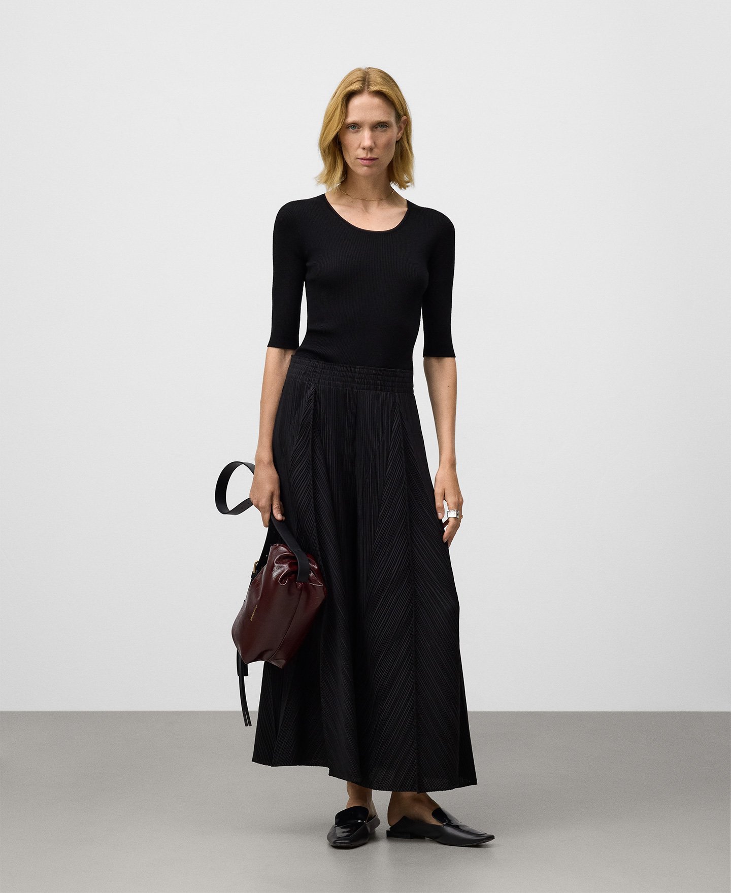 Crinkle palazzo trousers woman image number 1