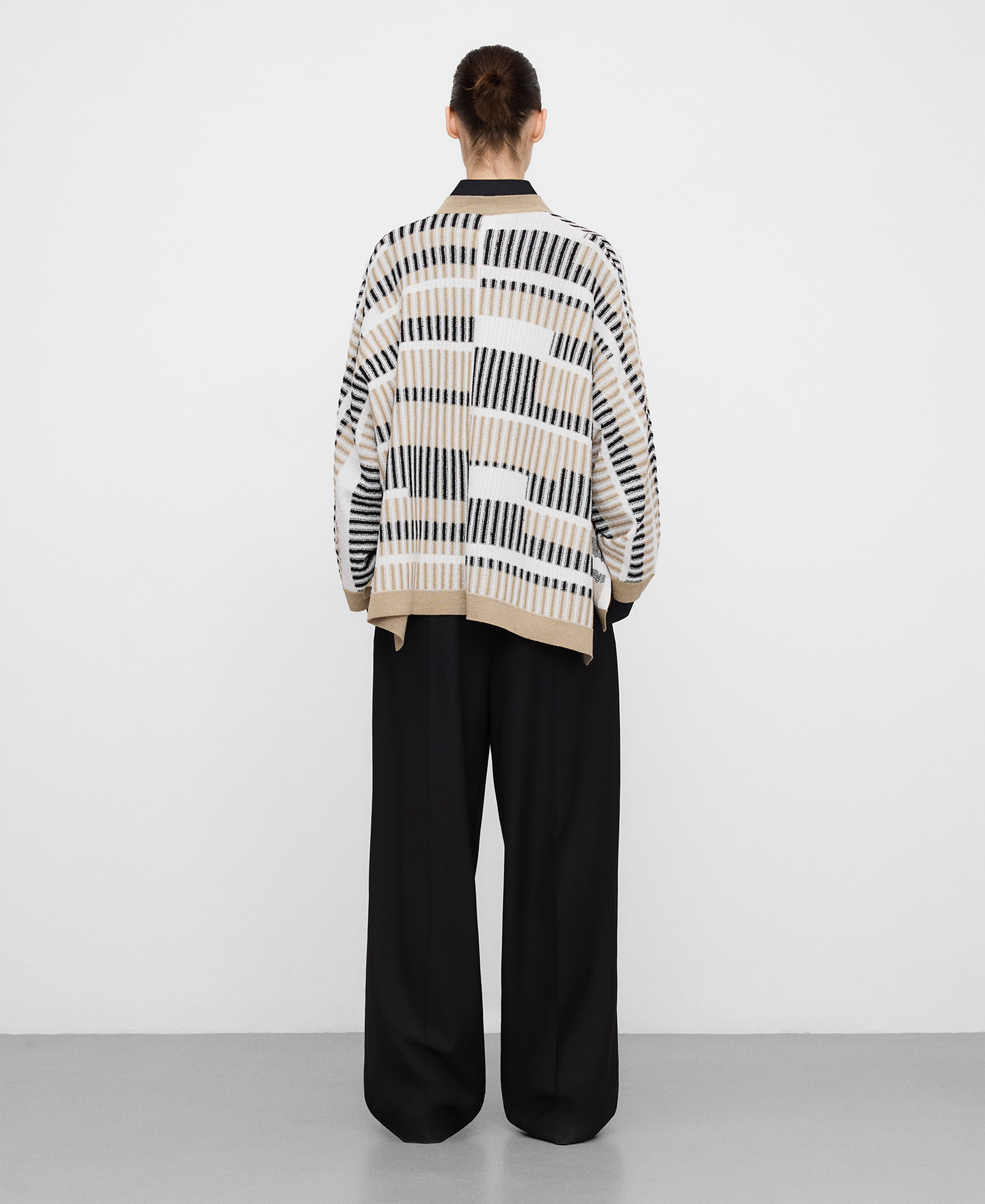 Chaqueta jacquard rayas irregulares image number 2