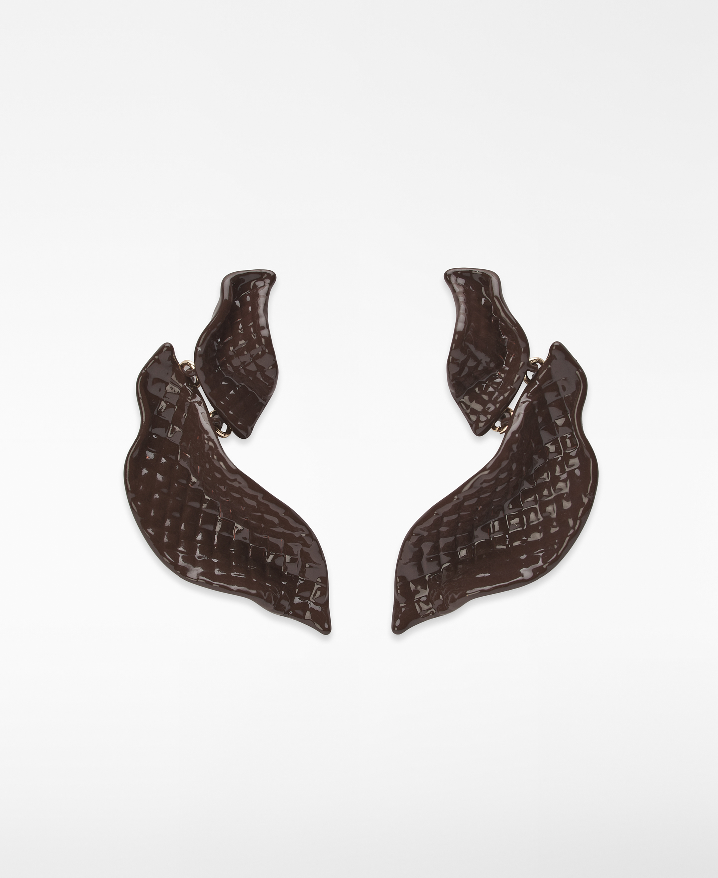 Textured lacquered metal earrings image number 0