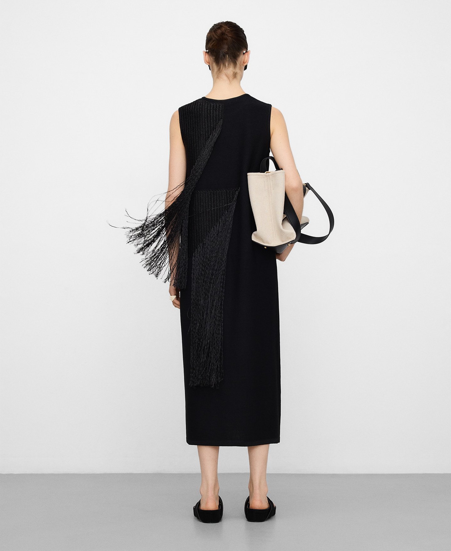 Intarsia knit dress with fringe image number 2