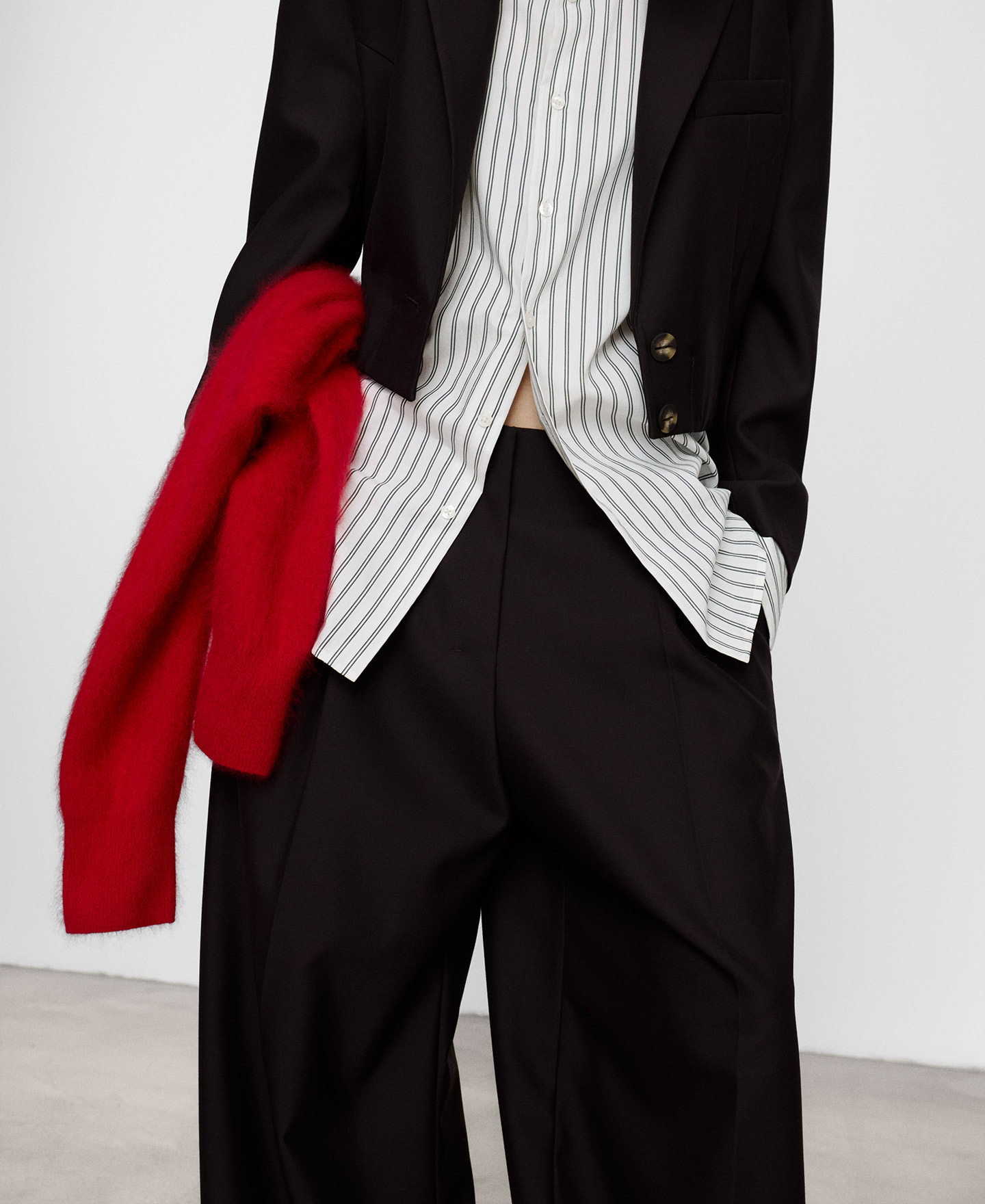 Rounded leg tailored trousers image number 3