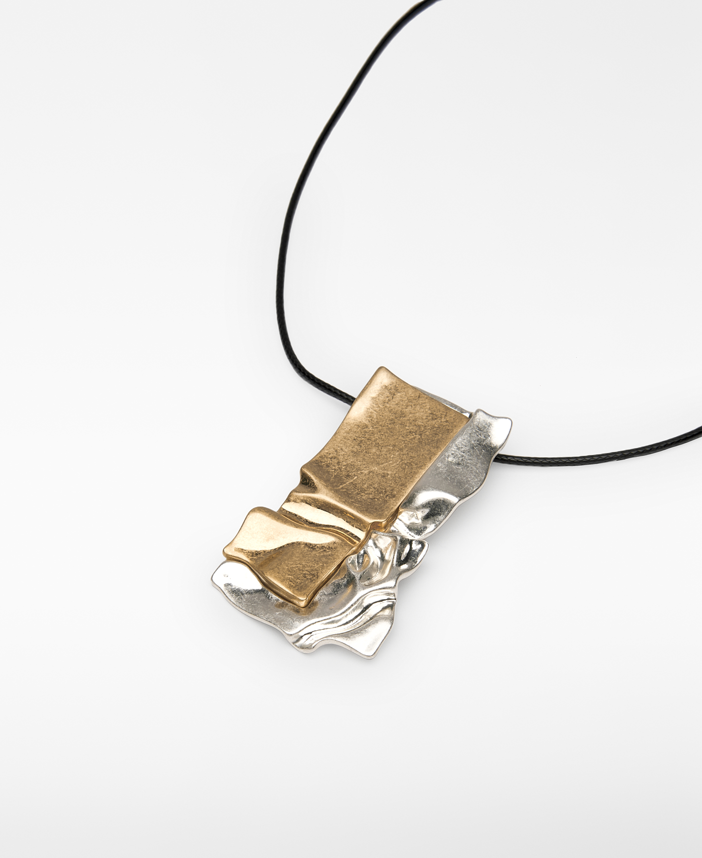 Double-lacquered piece necklace woman image number 1