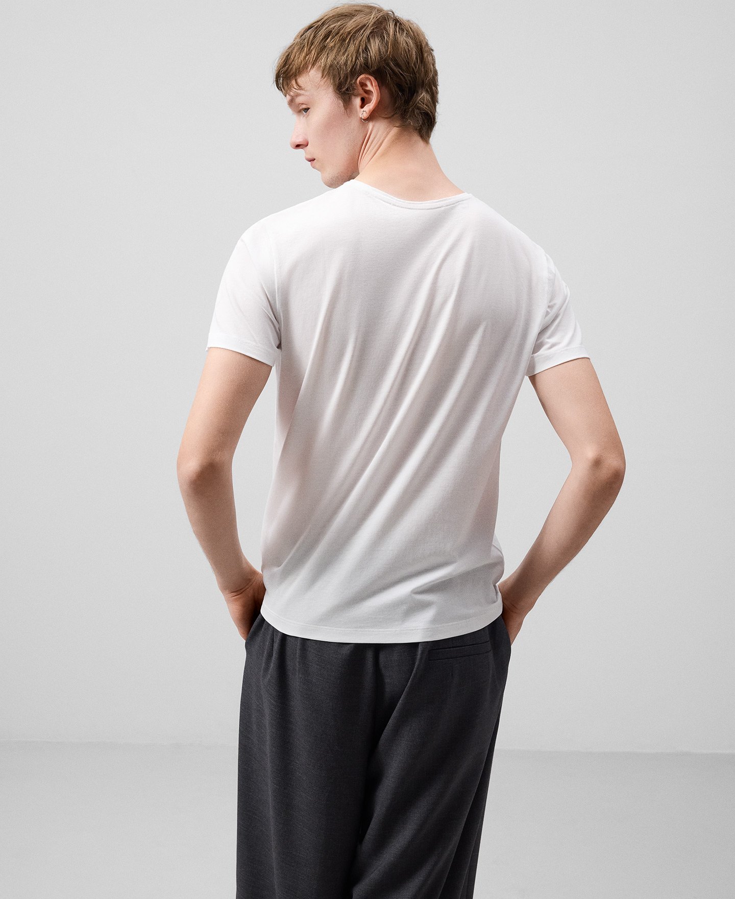 Regular fit short sleeve T-shirt man image number 2